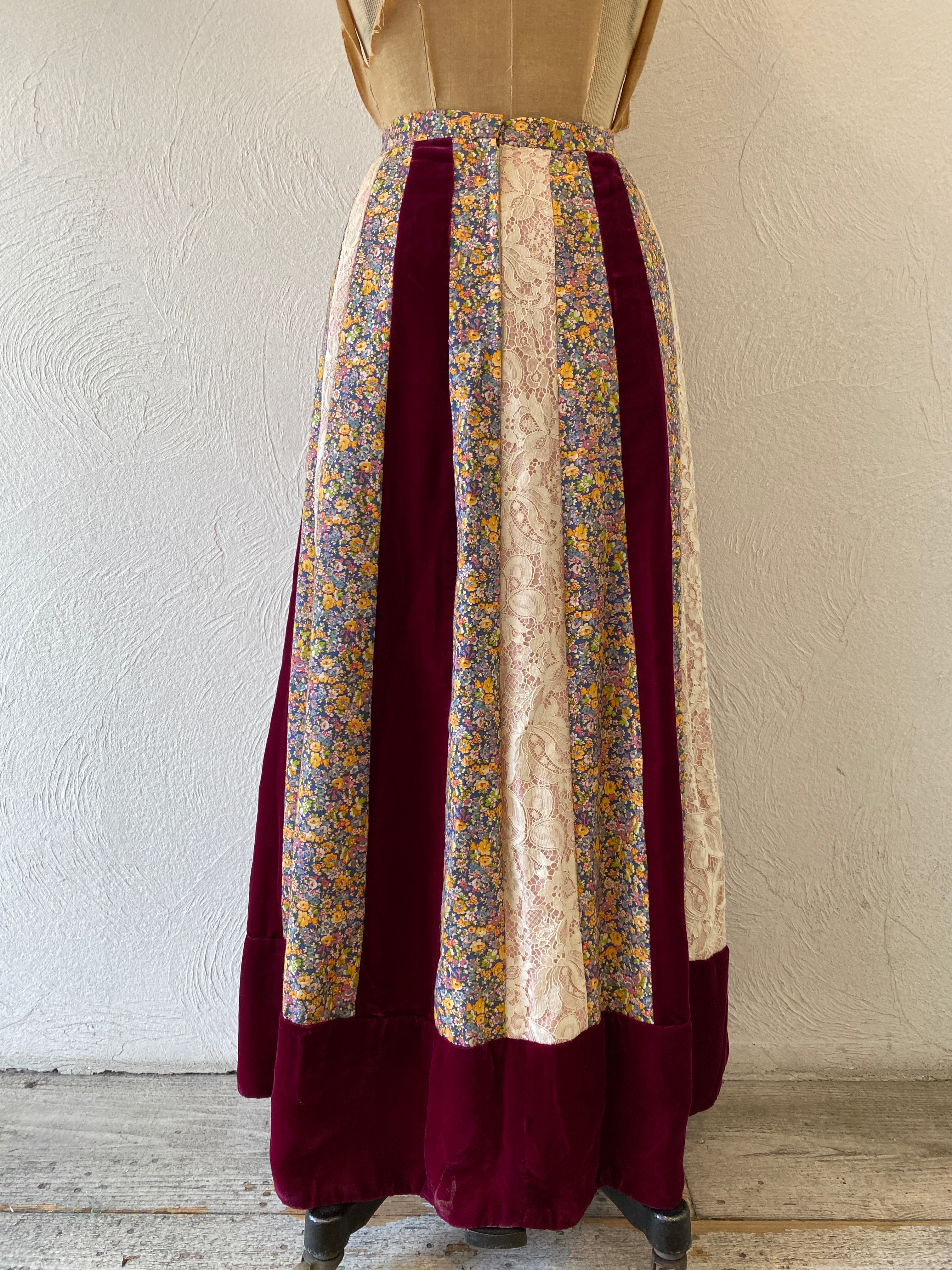 velour&lace skirt
