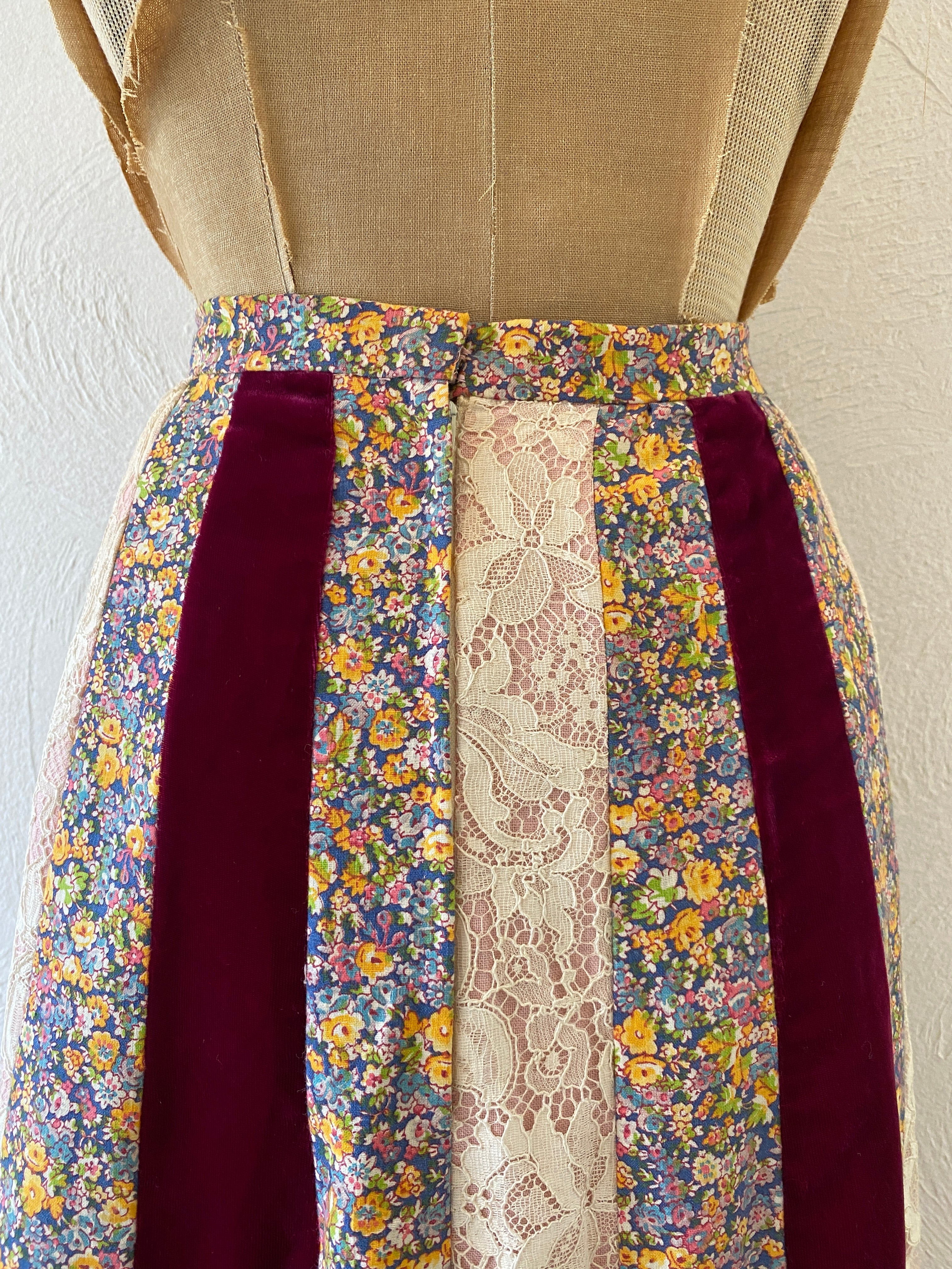 velour&lace skirt