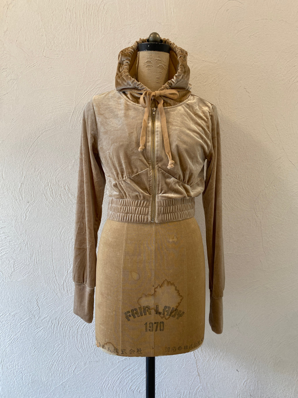 gold velour short hoodie