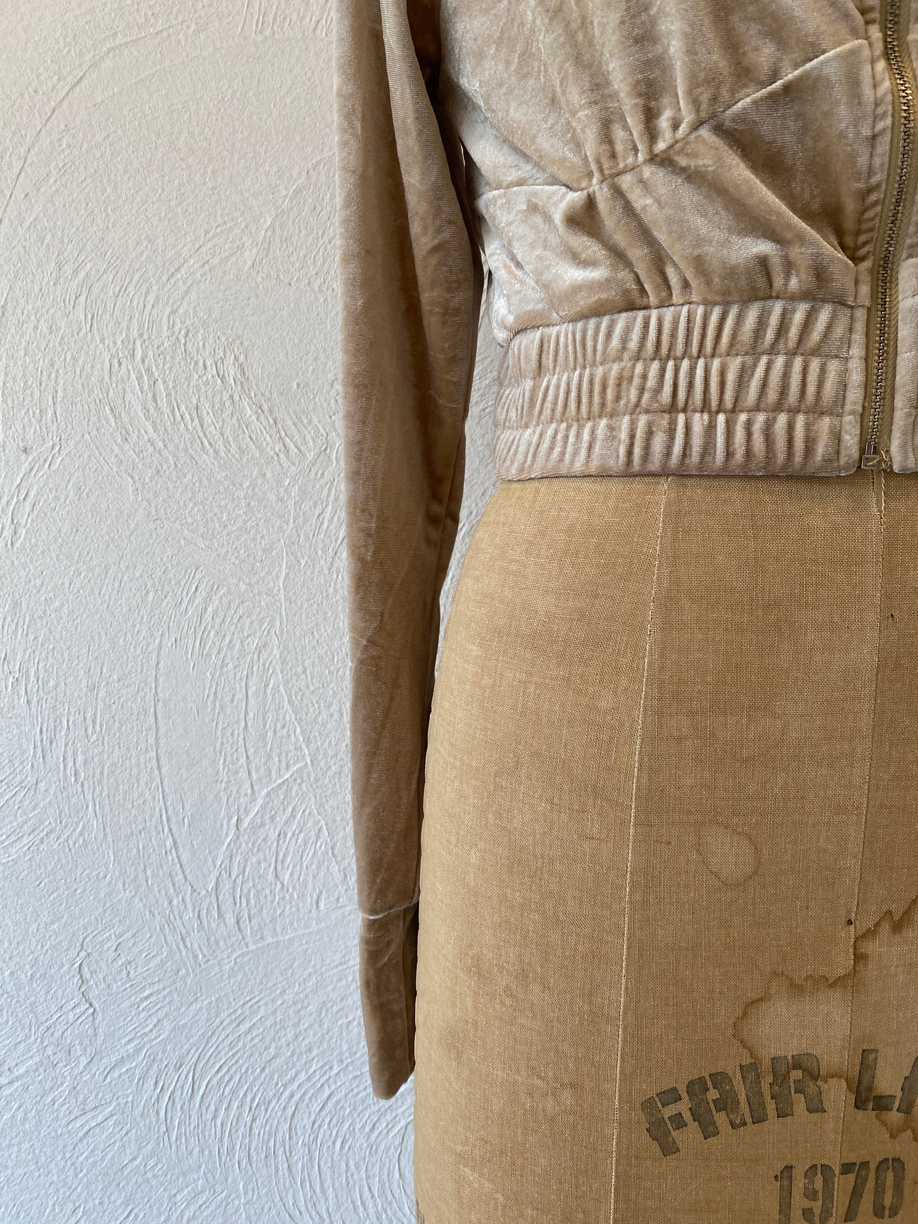 gold velour short hoodie