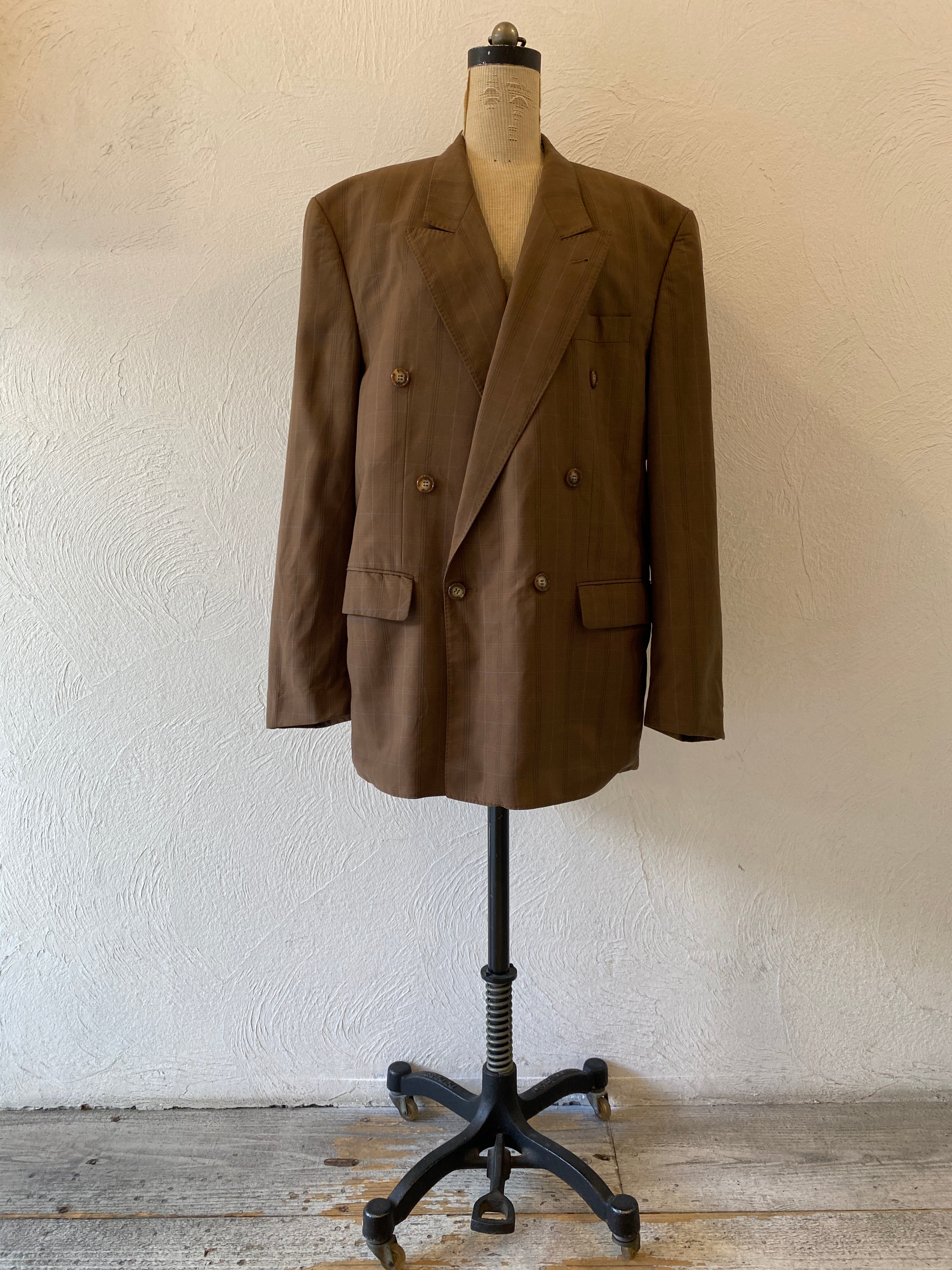 oversize brown jacket