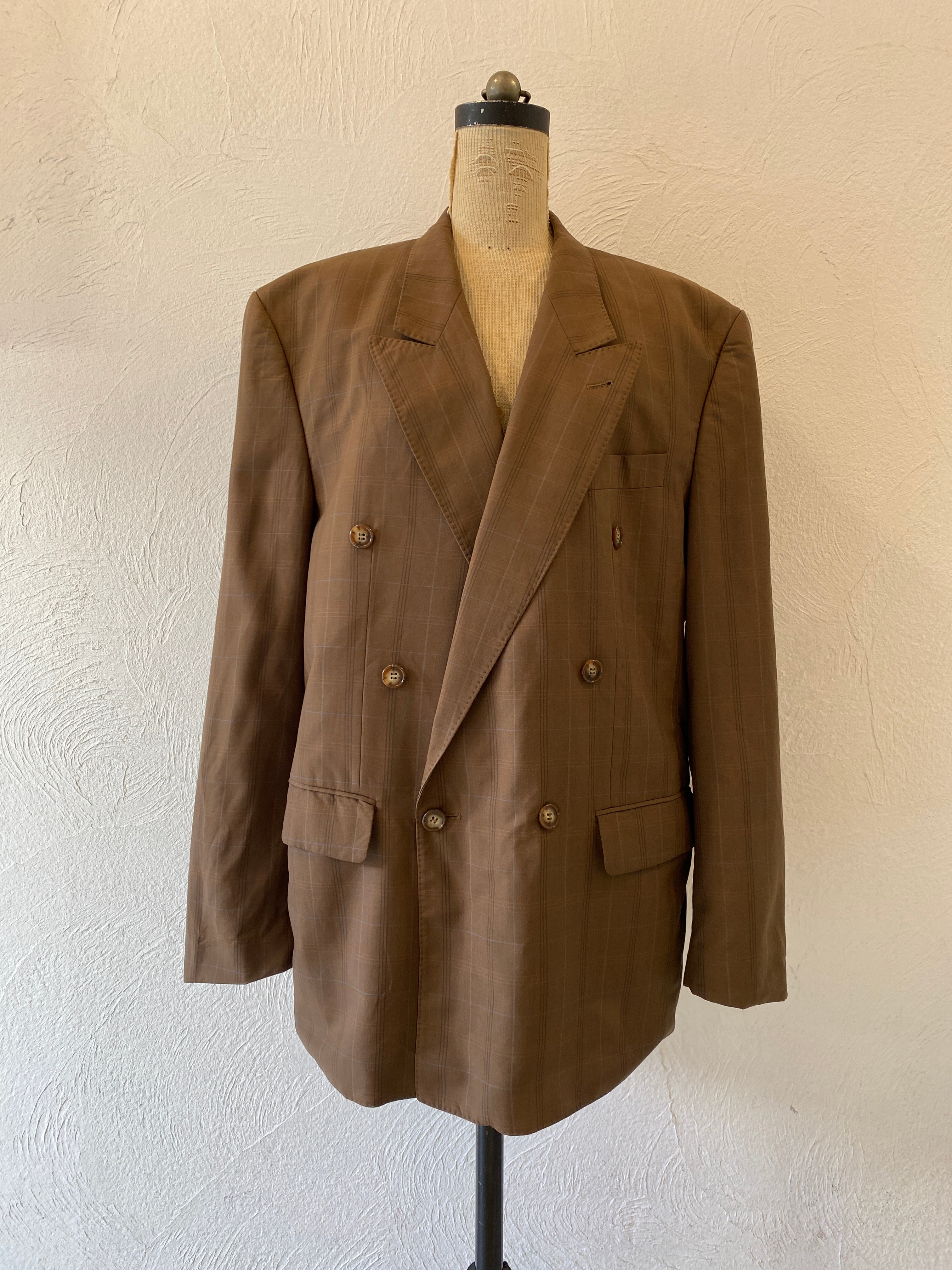 oversize brown jacket