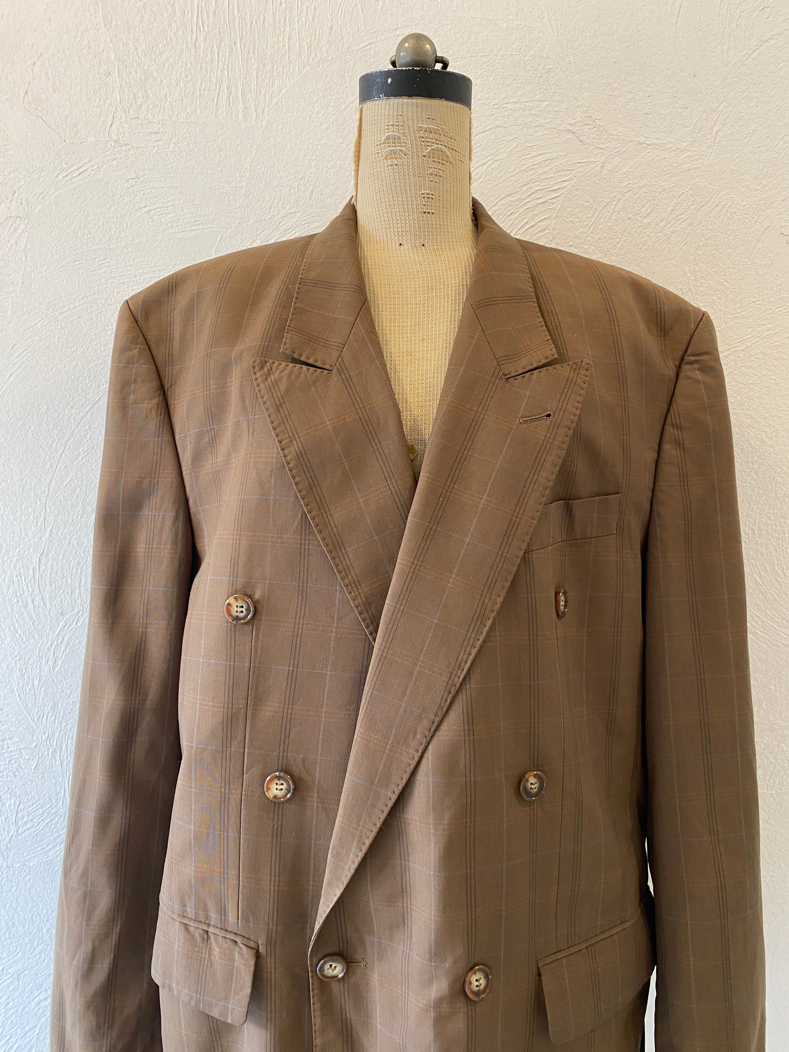 oversize brown jacket