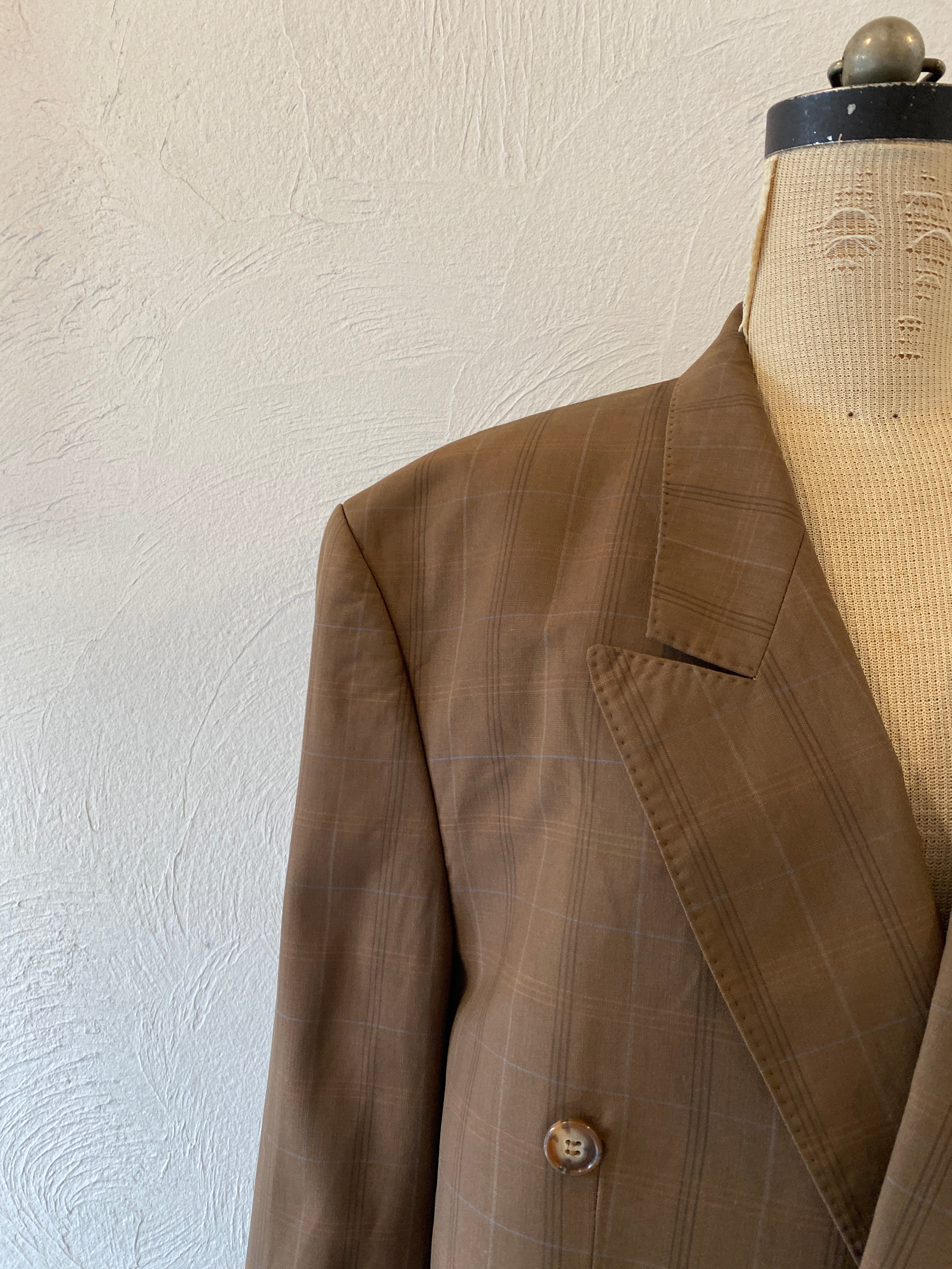 oversize brown jacket