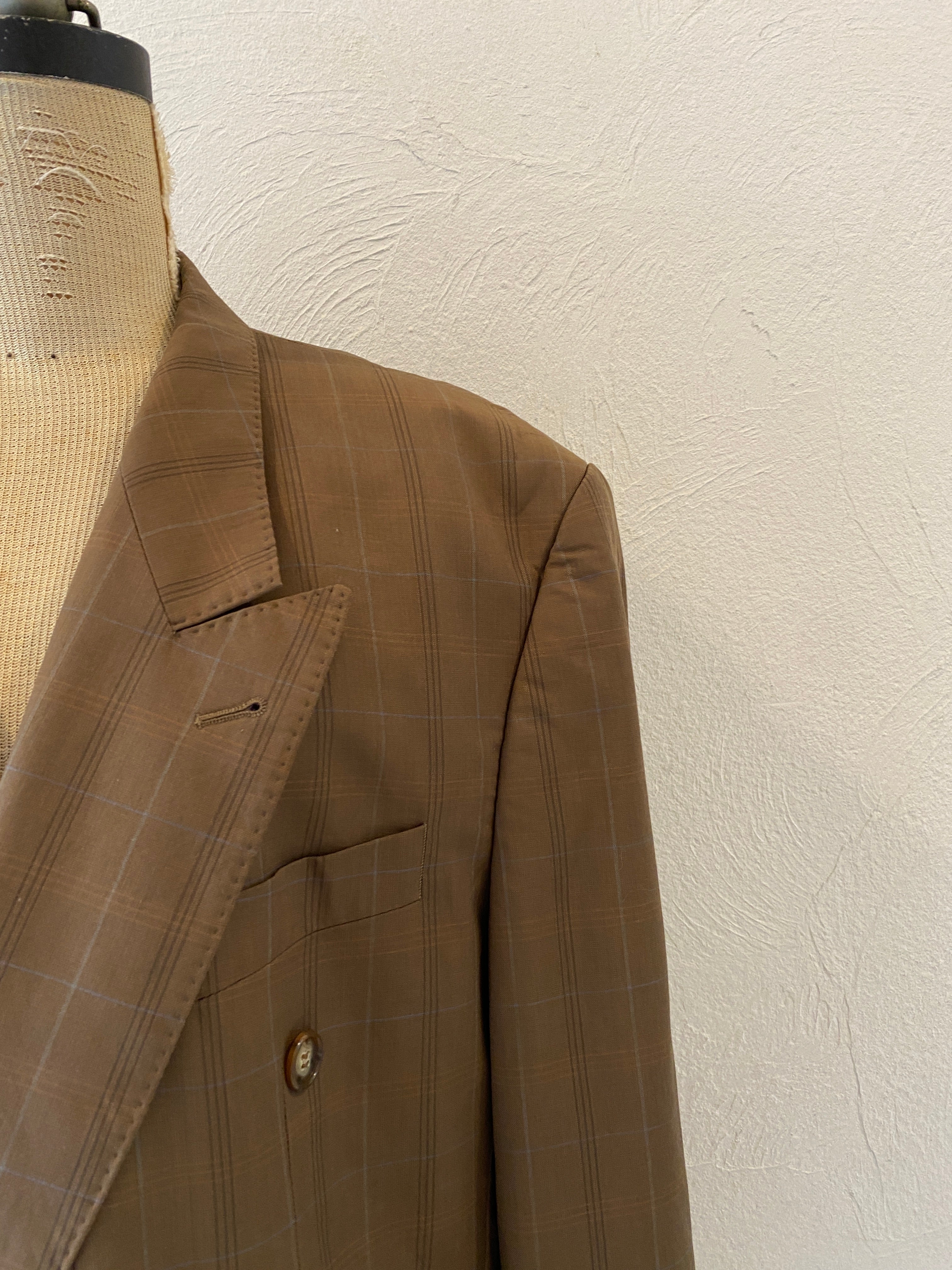 oversize brown jacket