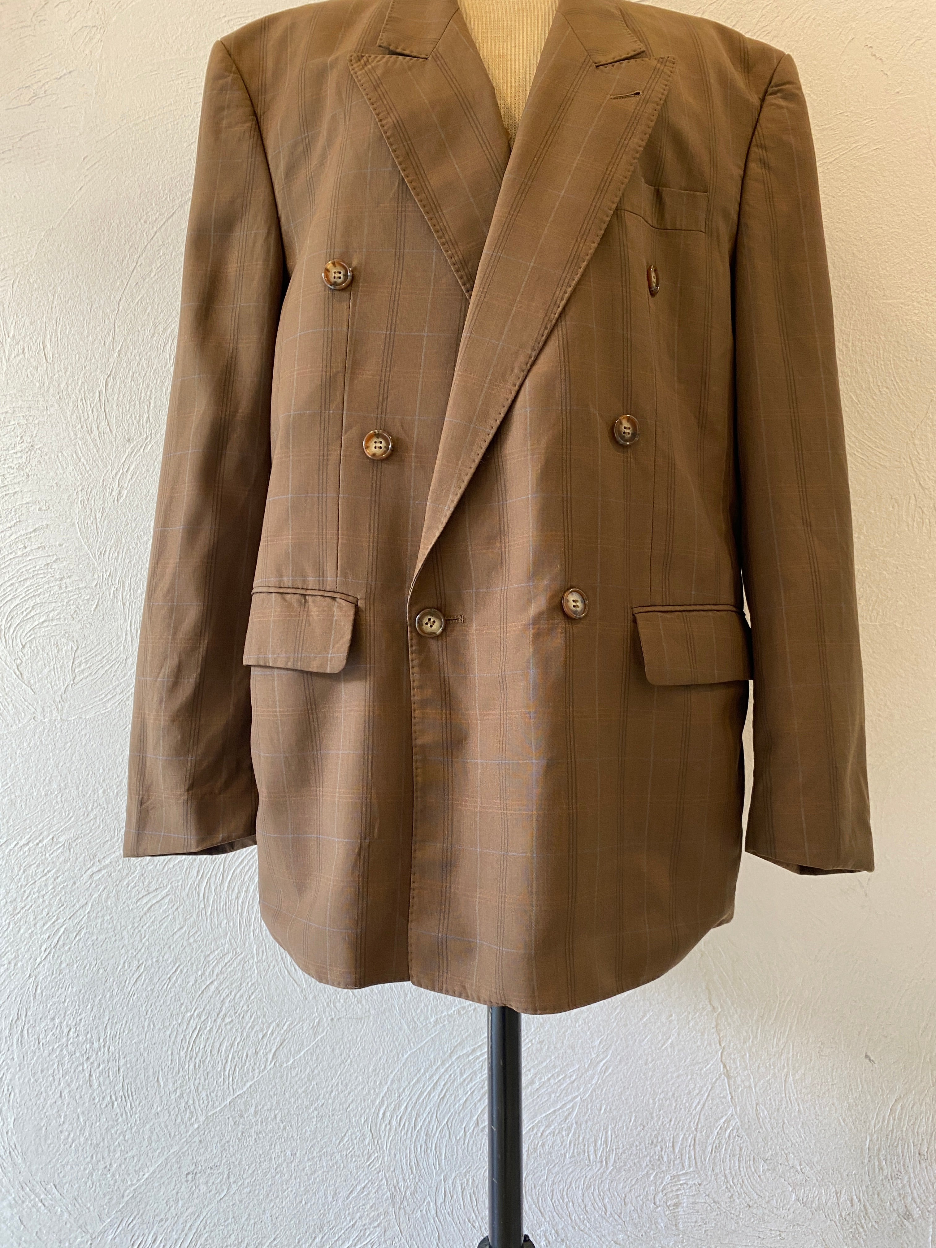 oversize brown jacket