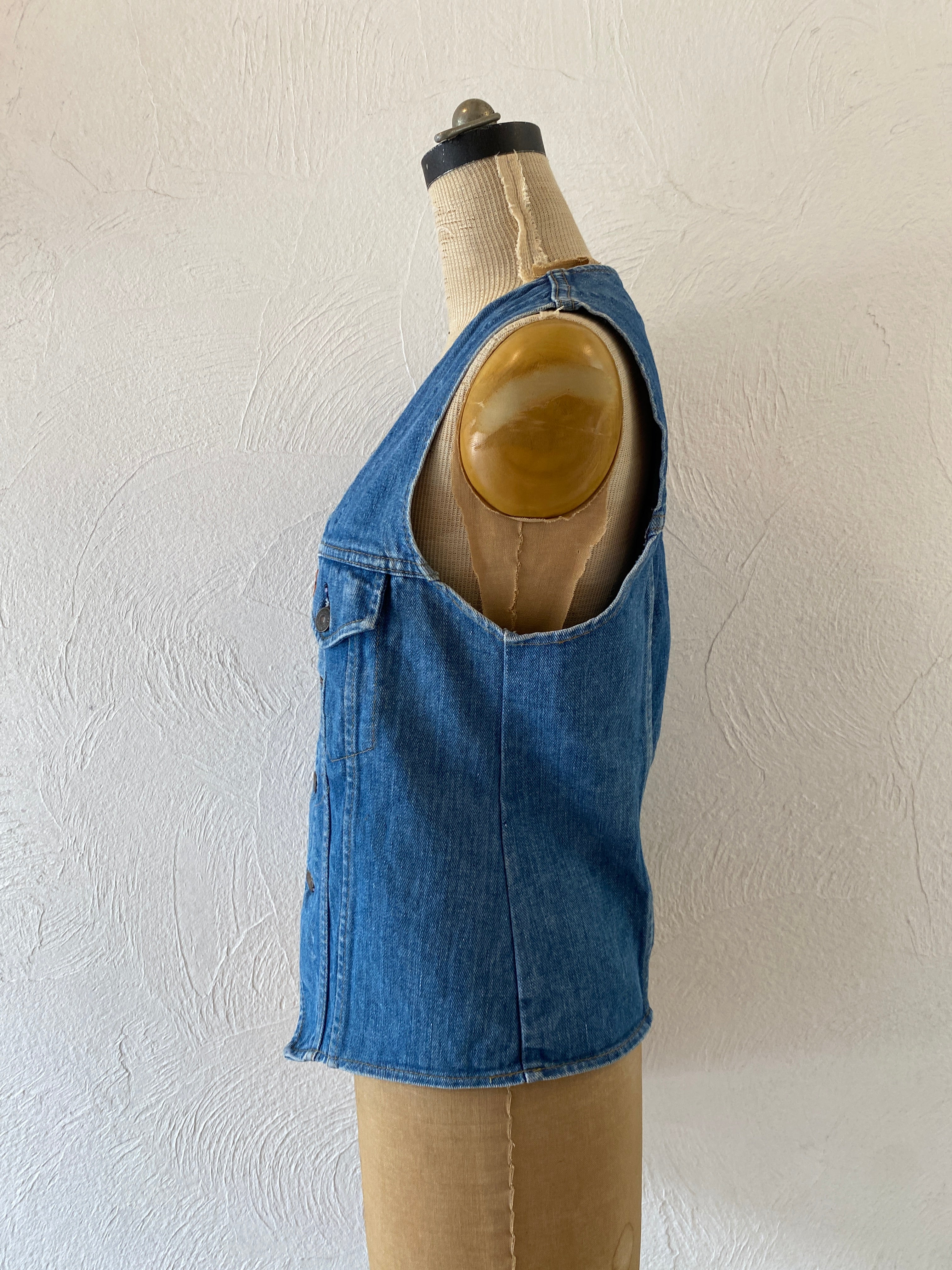 levi's denim vest