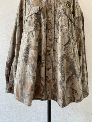 oversize camouflage shirt