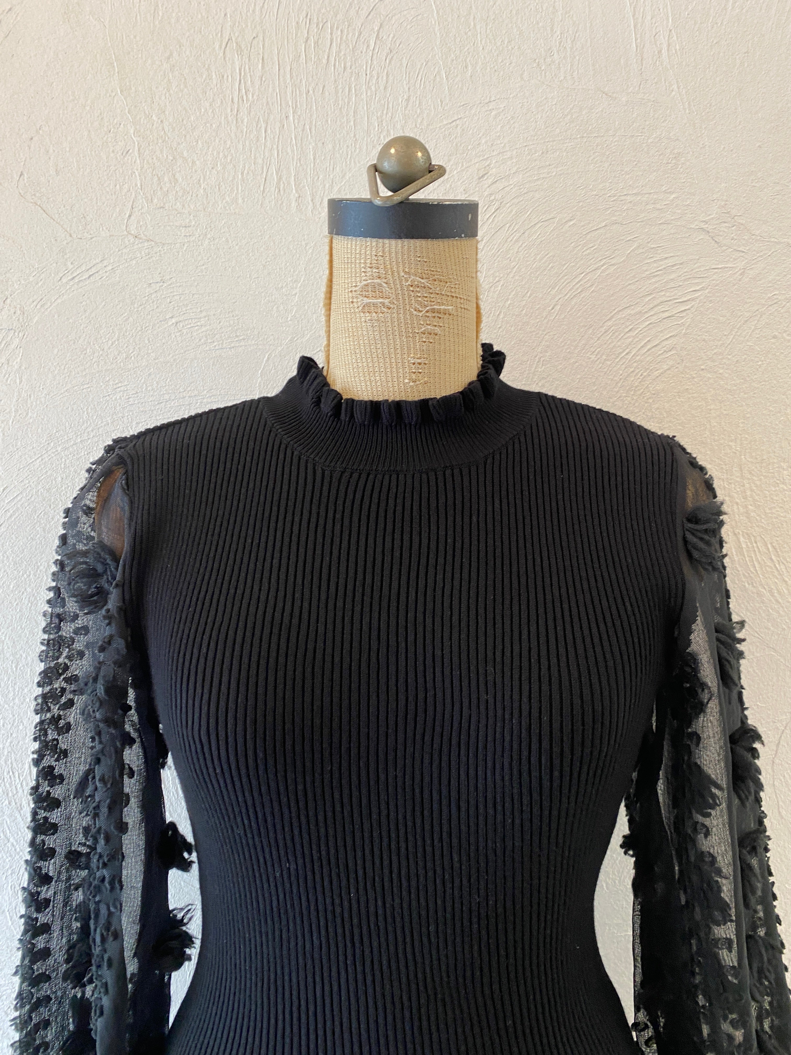 through sleeve rib tops