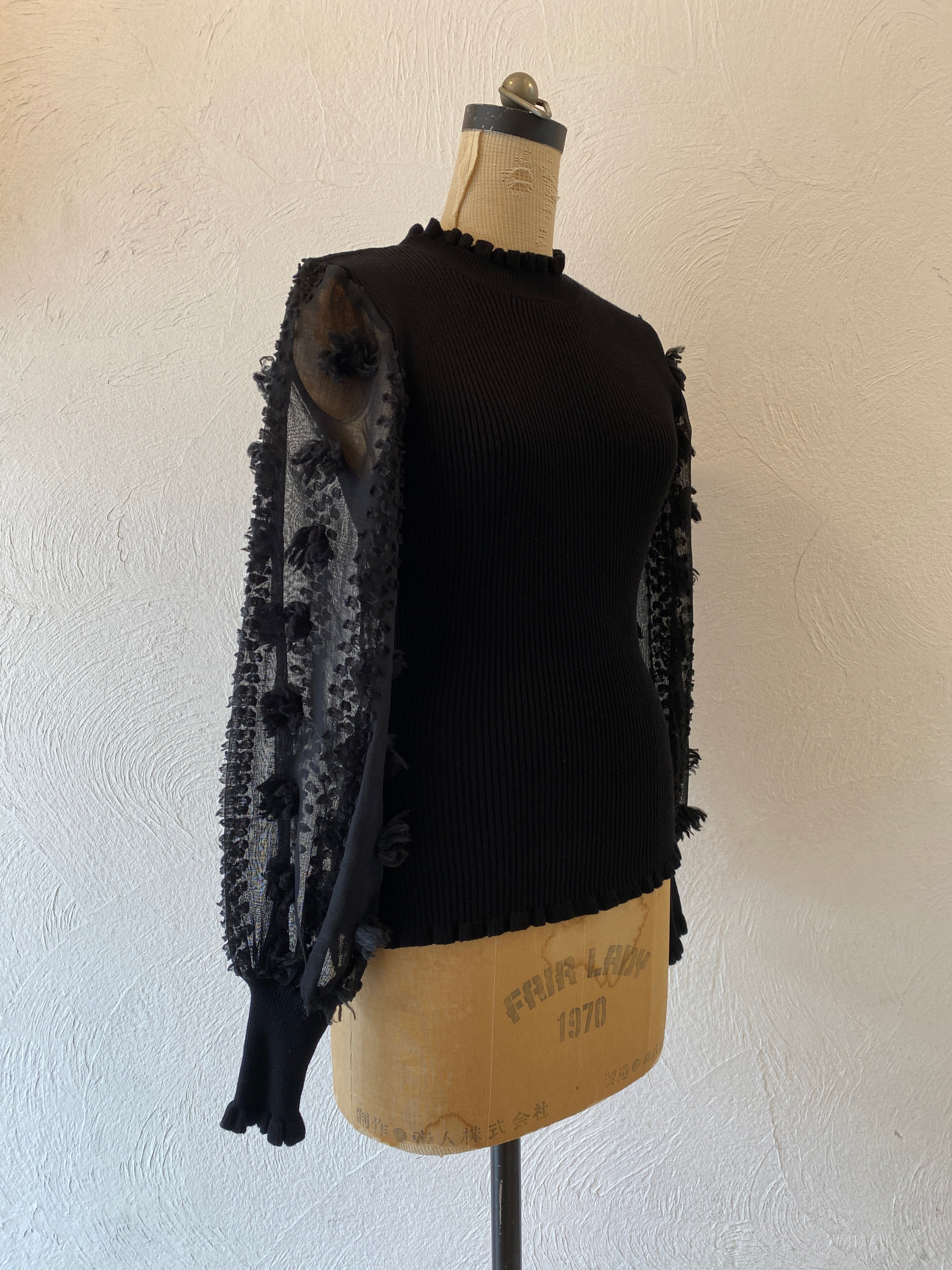 through sleeve rib tops