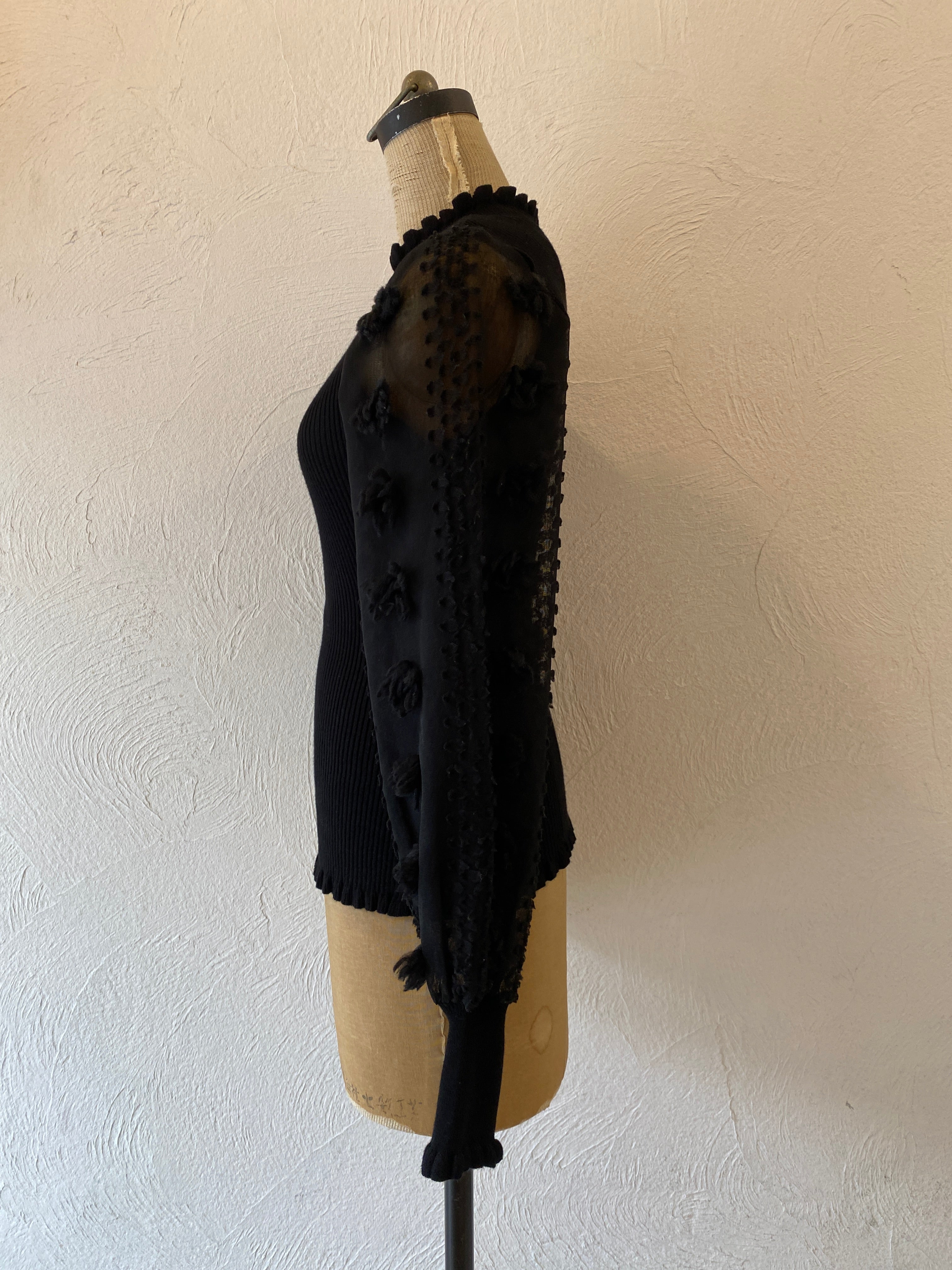 through sleeve rib tops