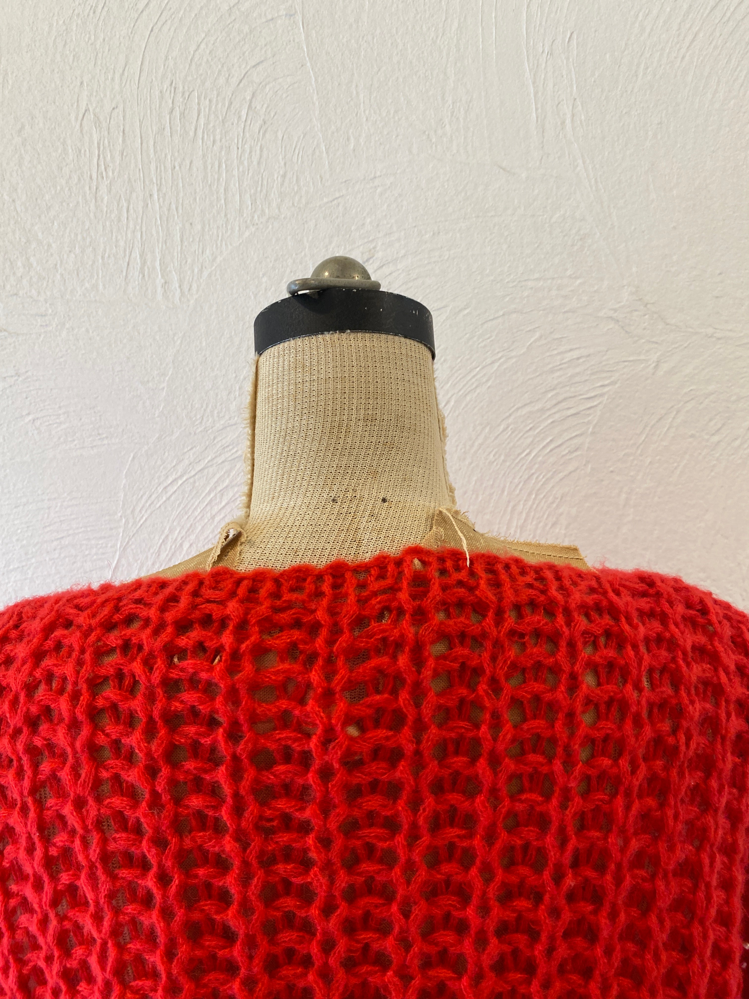 red knit