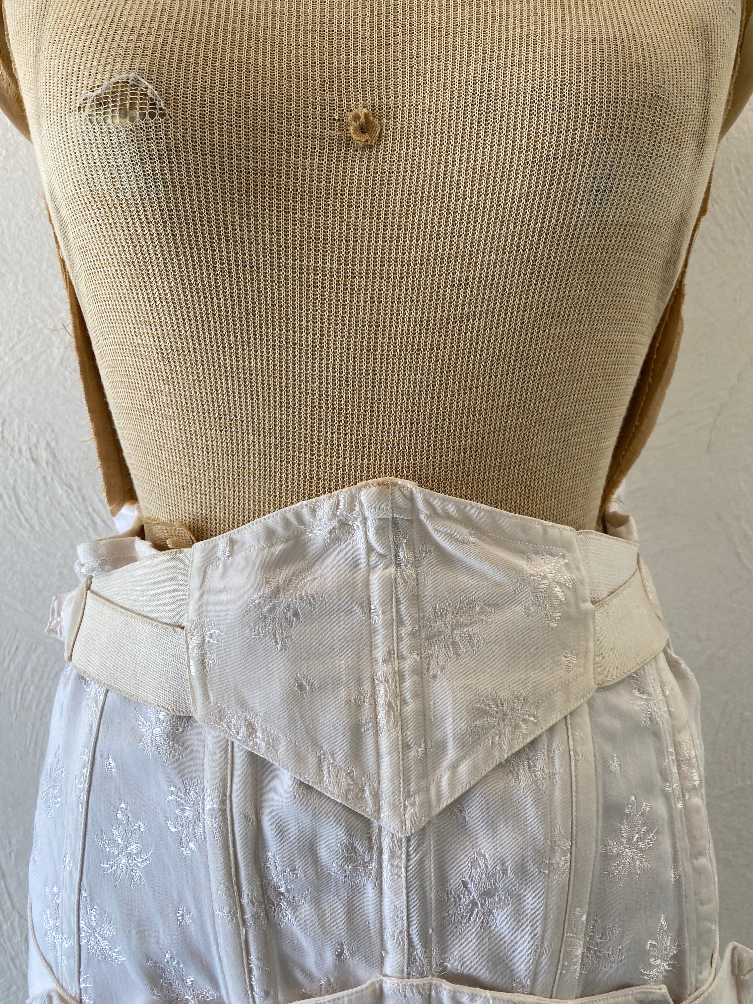 belt corset