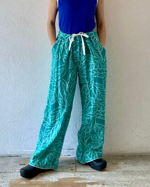 dot leaf pants