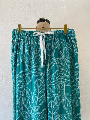 dot leaf pants