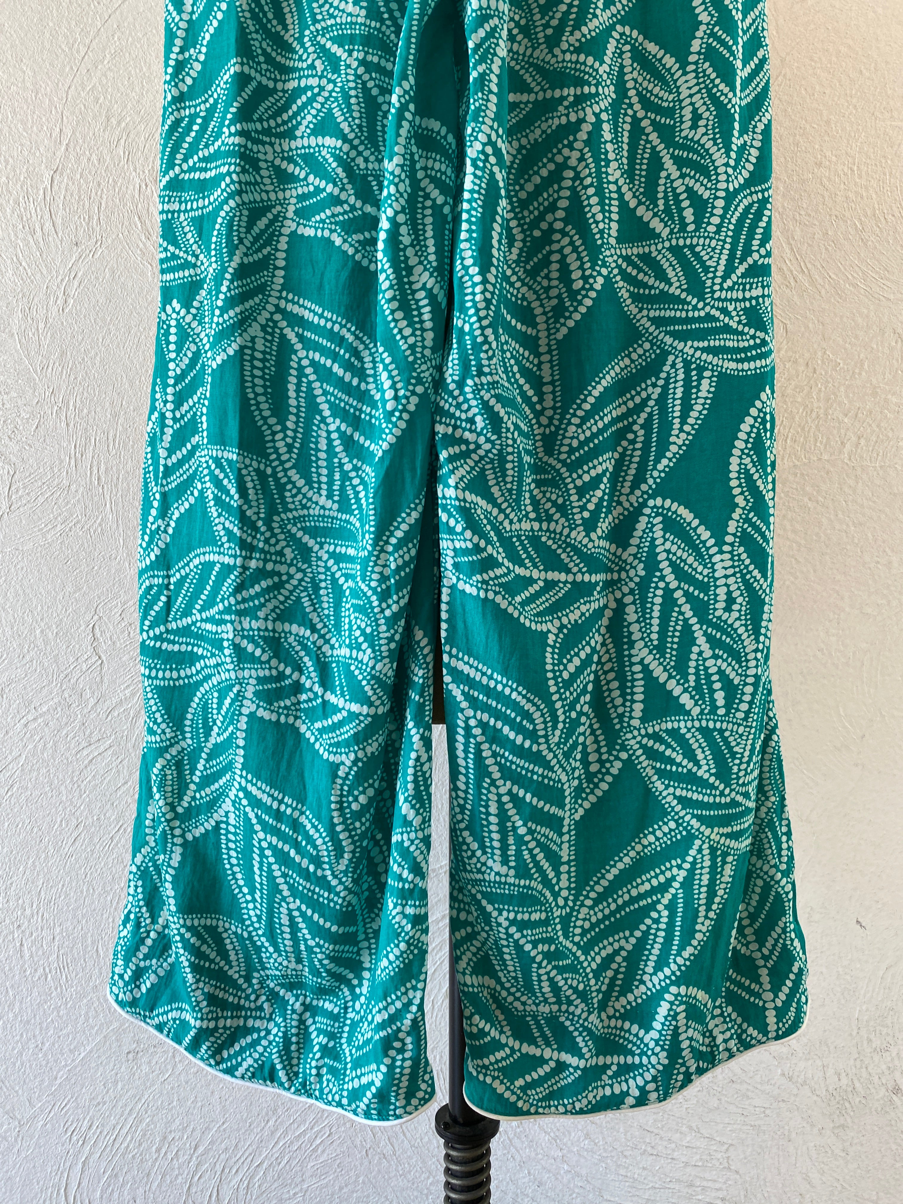 dot leaf pants