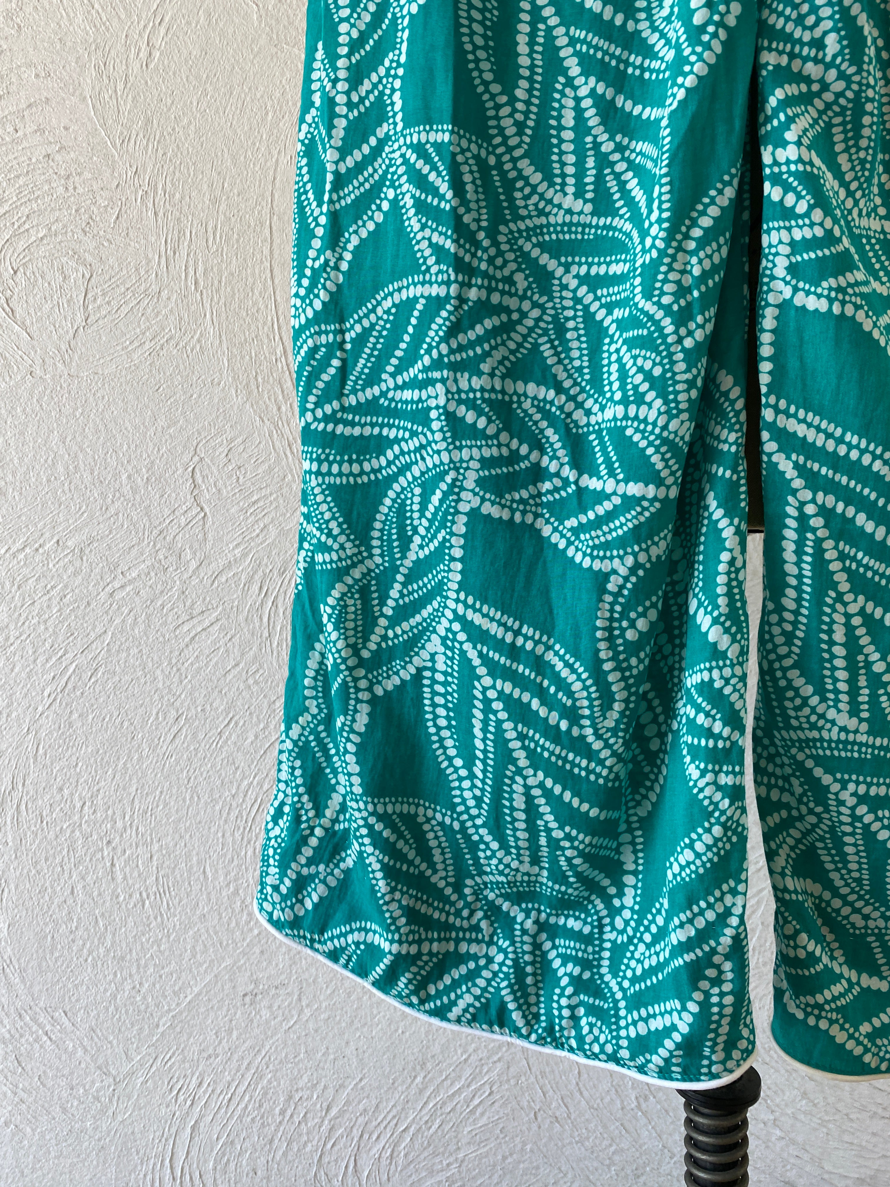 dot leaf pants