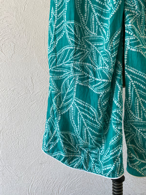 dot leaf pants