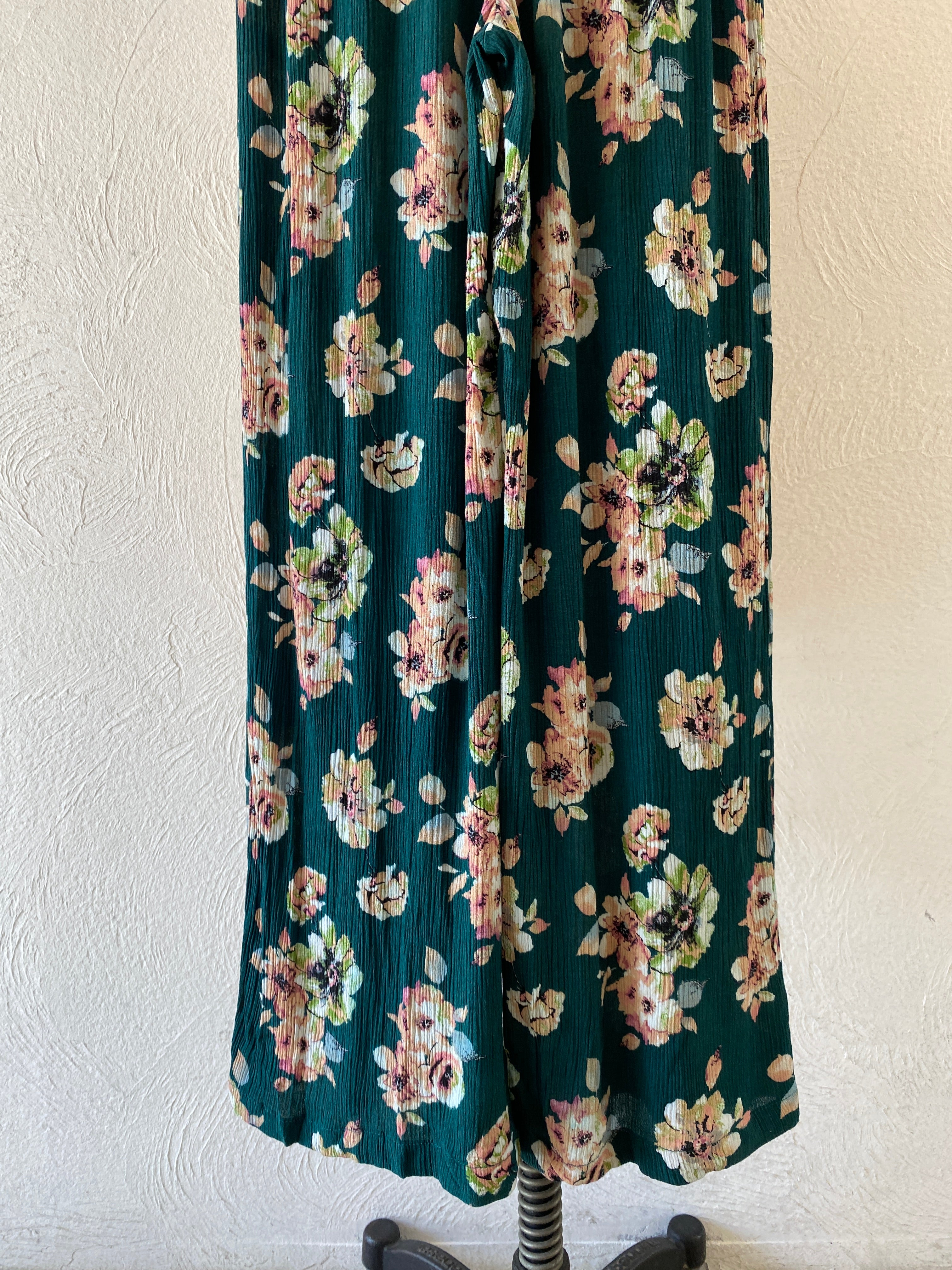 triangle switch flower pants