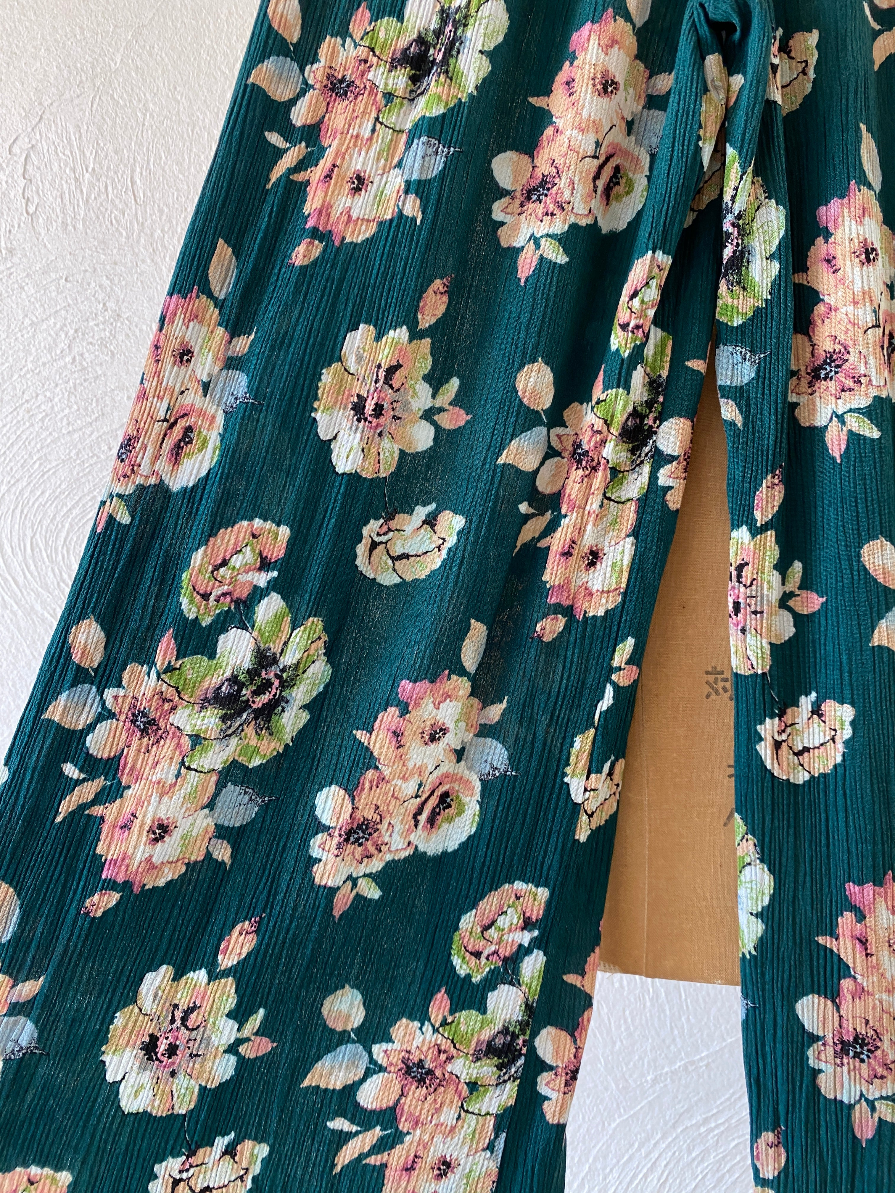 triangle switch flower pants