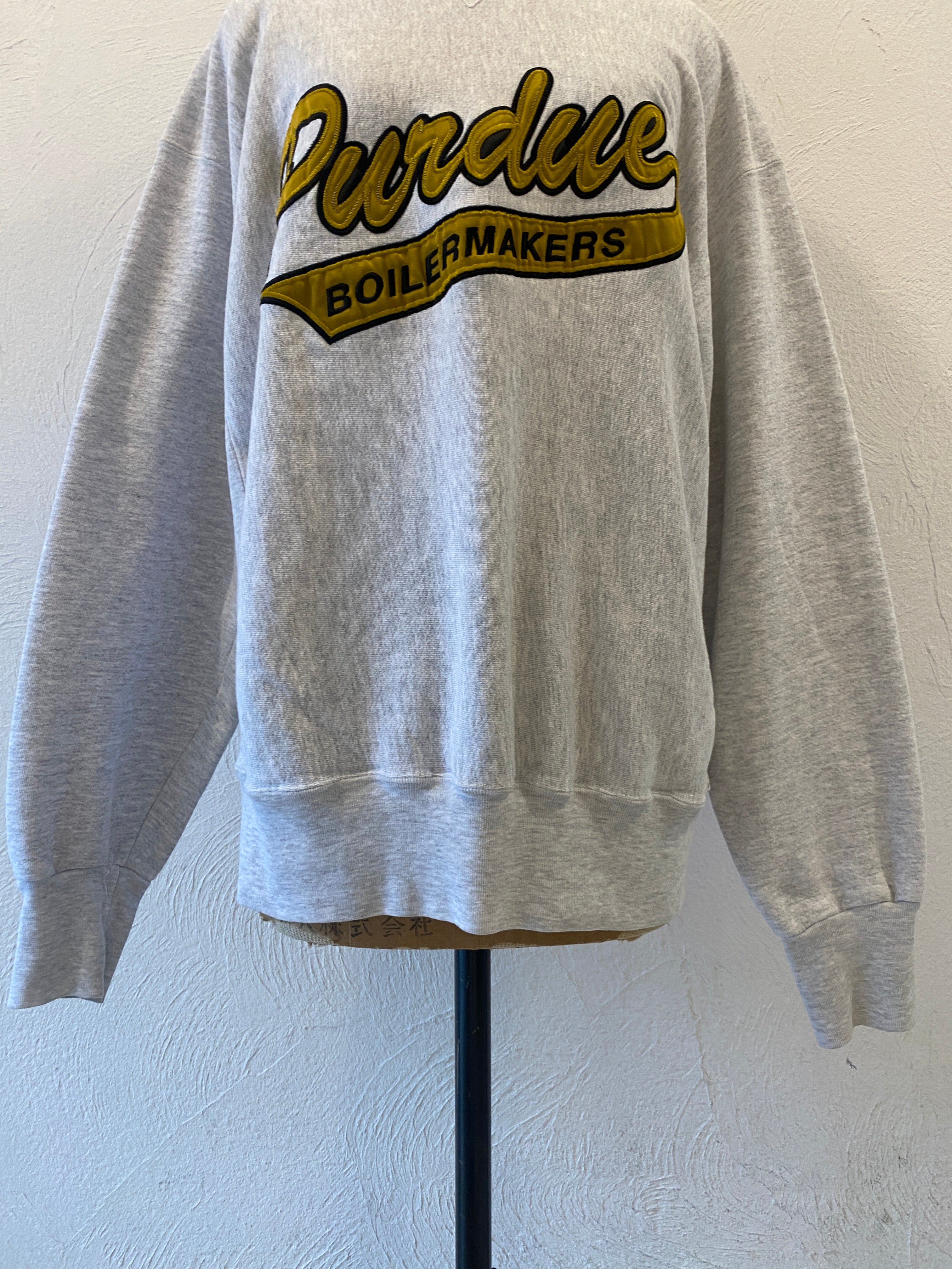 gold logo sweat