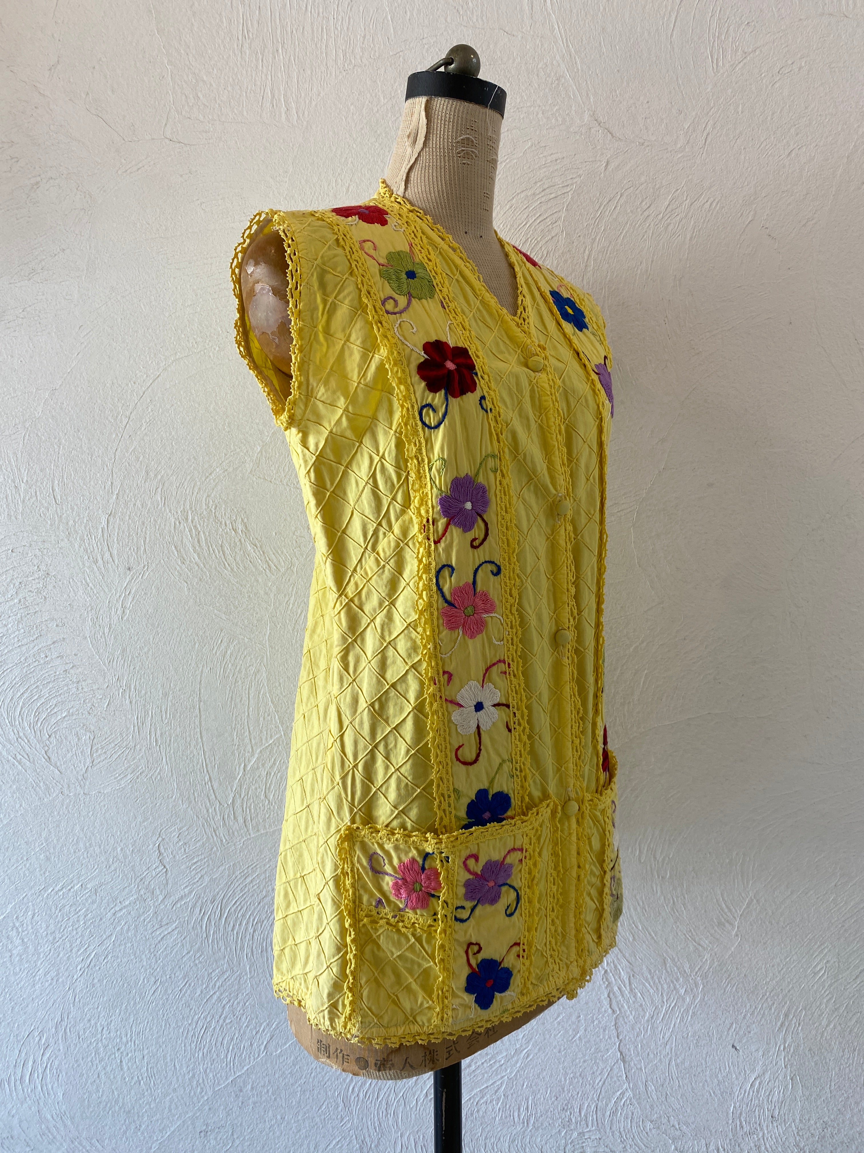embroidery cotton vest