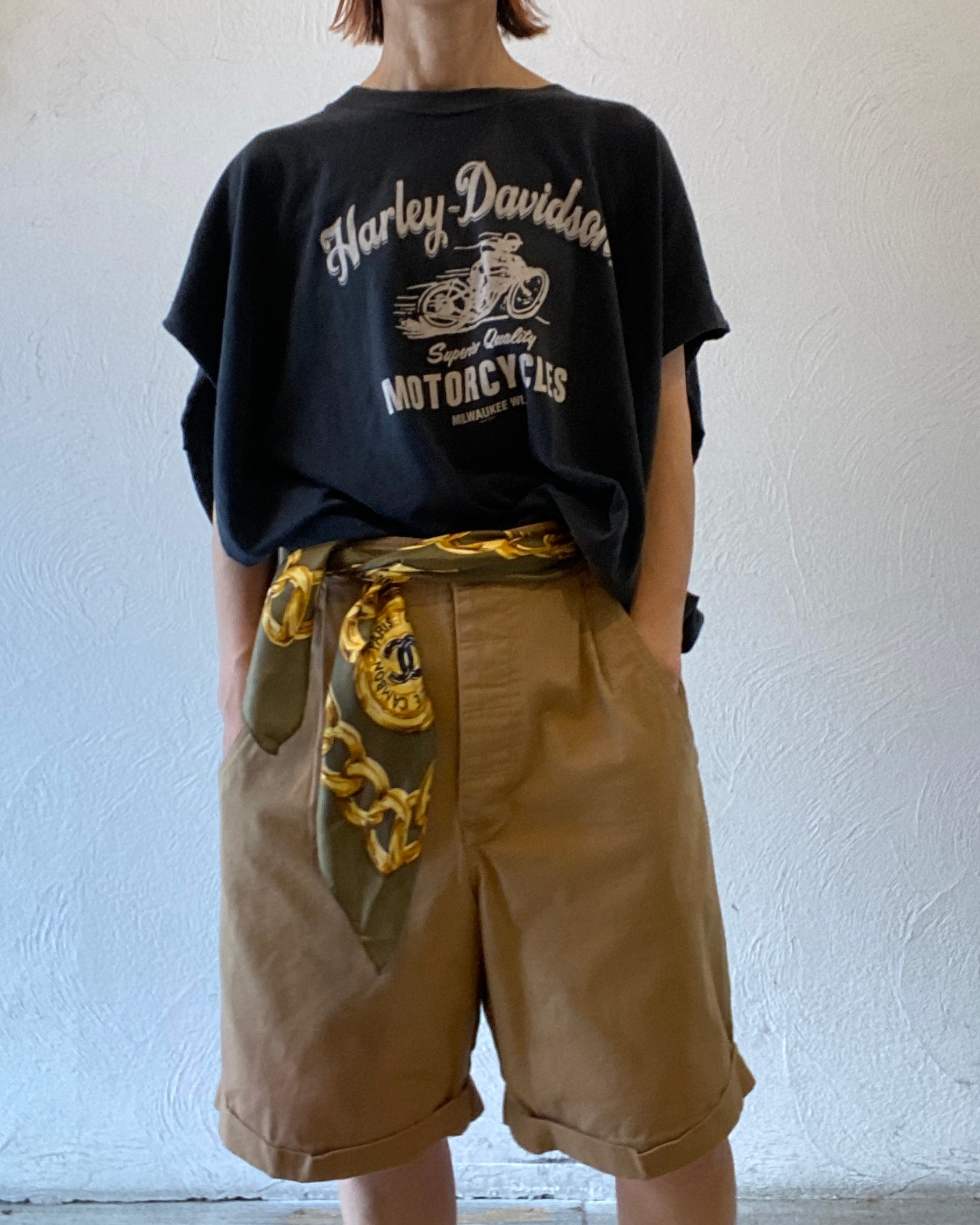 khaki skarf