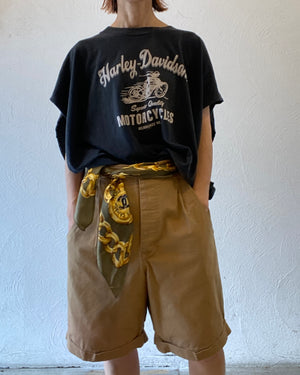 khaki skarf