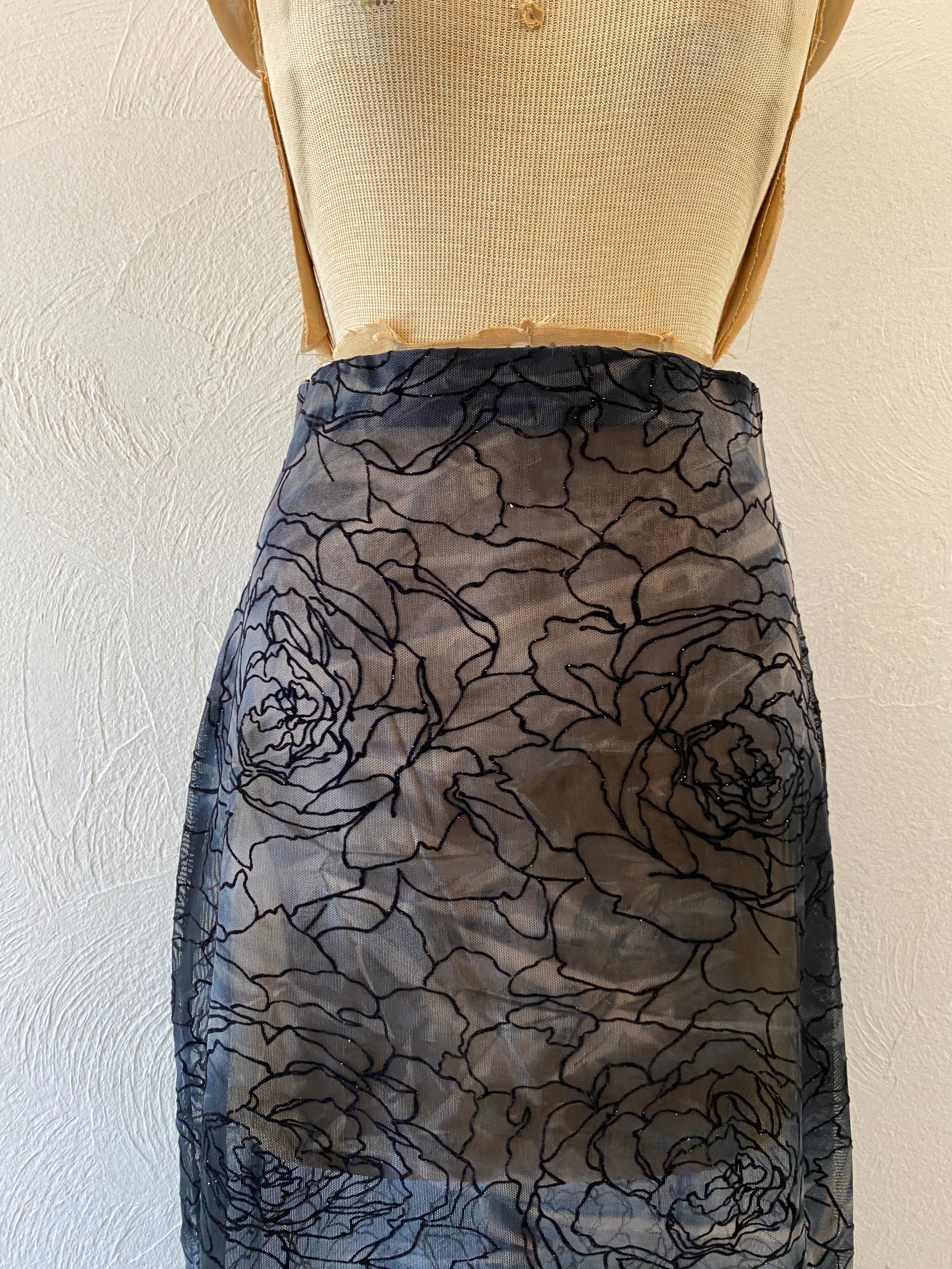 flocked flower mesh skirt