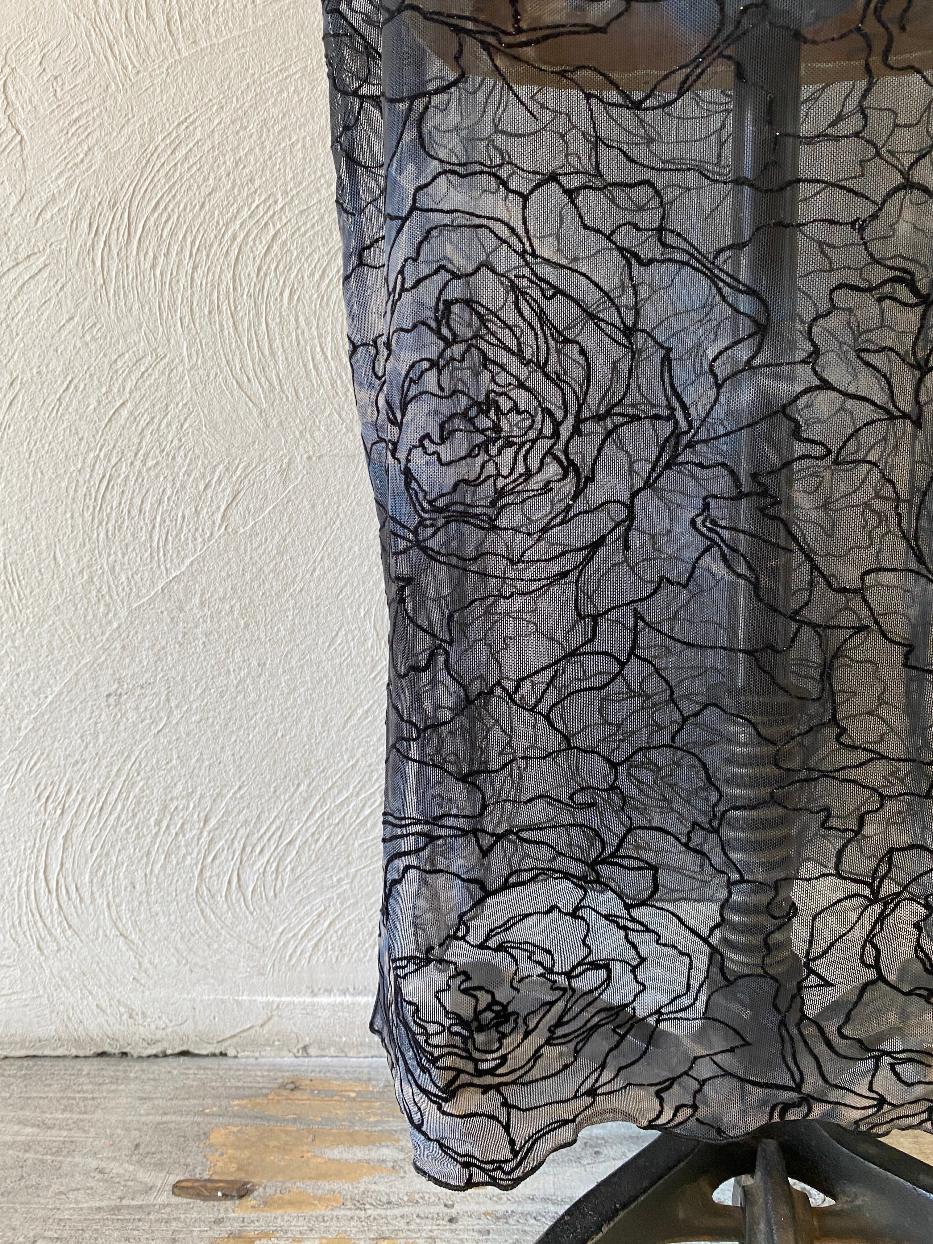 flocked flower mesh skirt