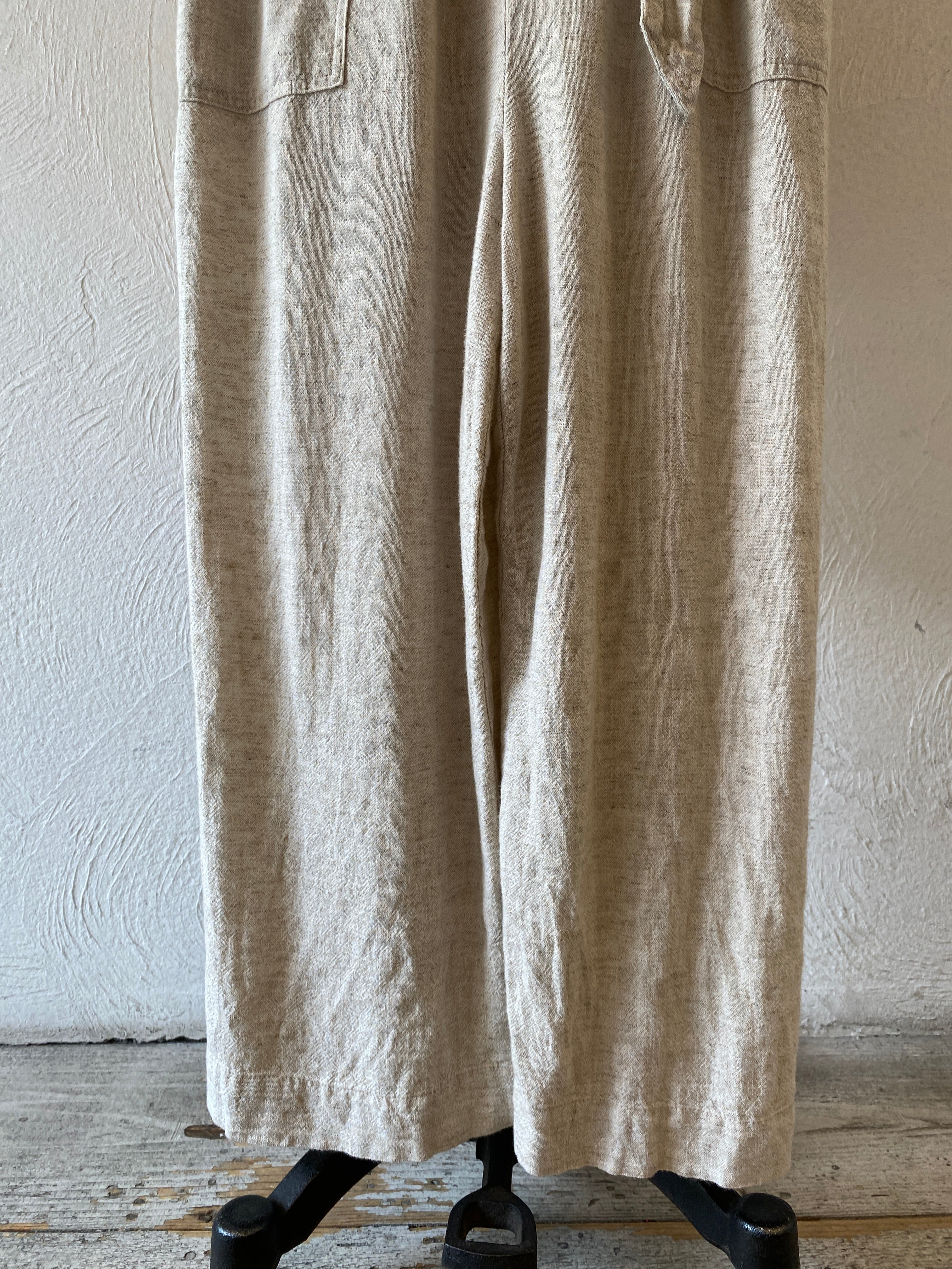 nude salopette