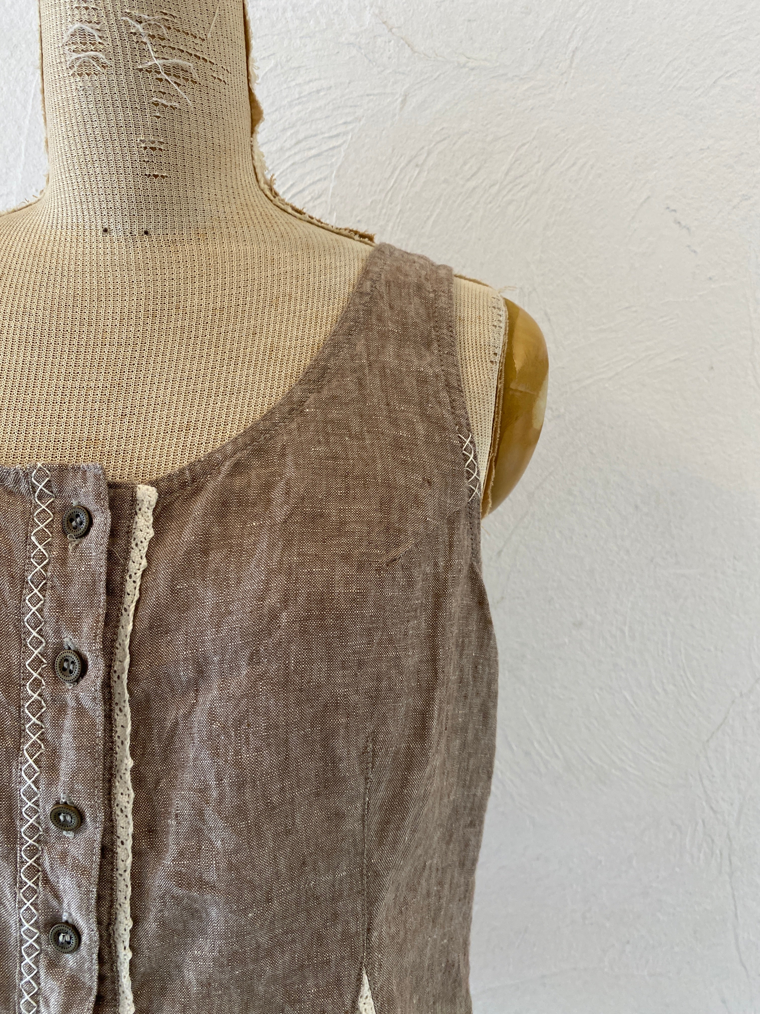linen&lace tank