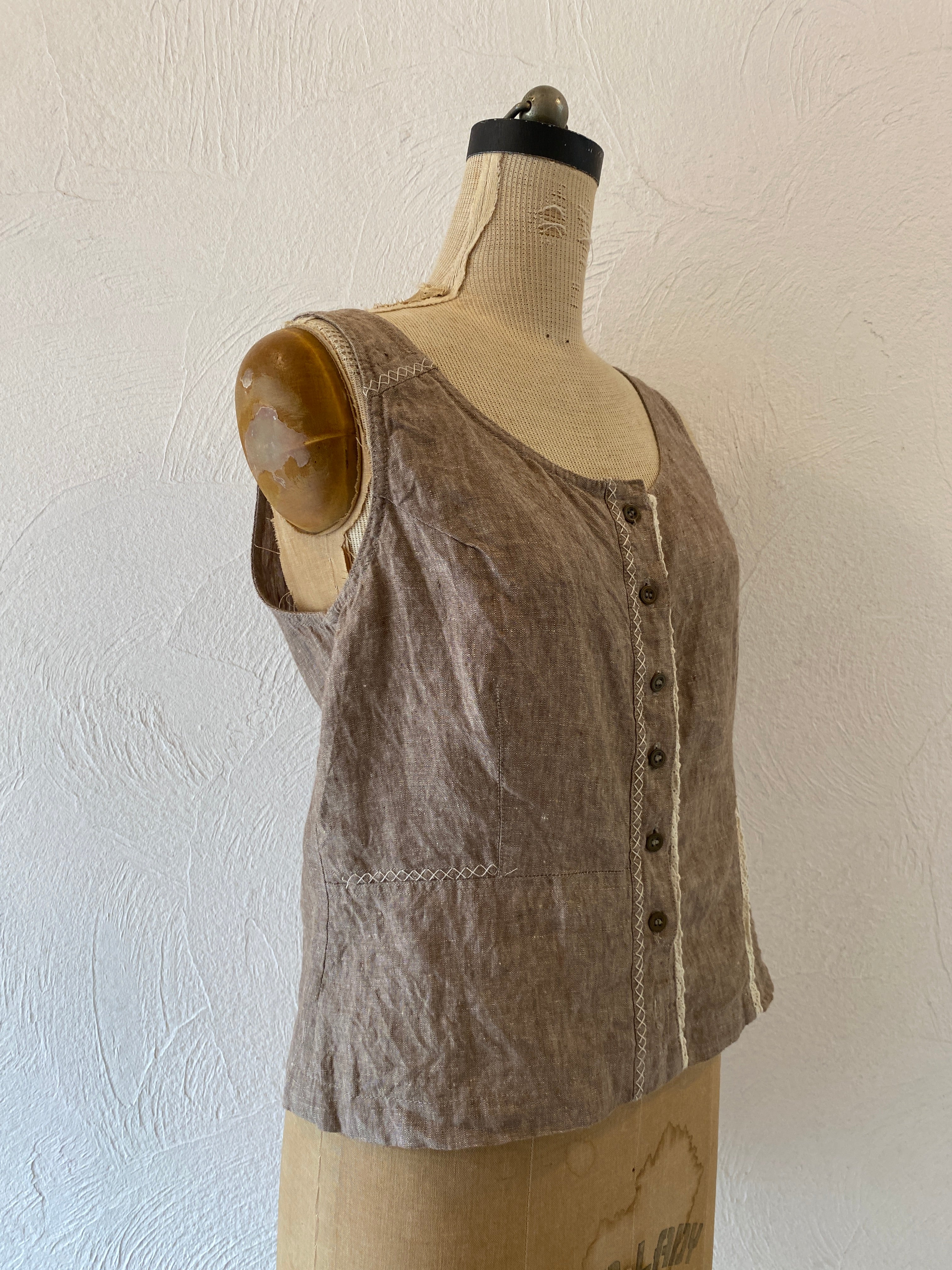 linen&lace tank