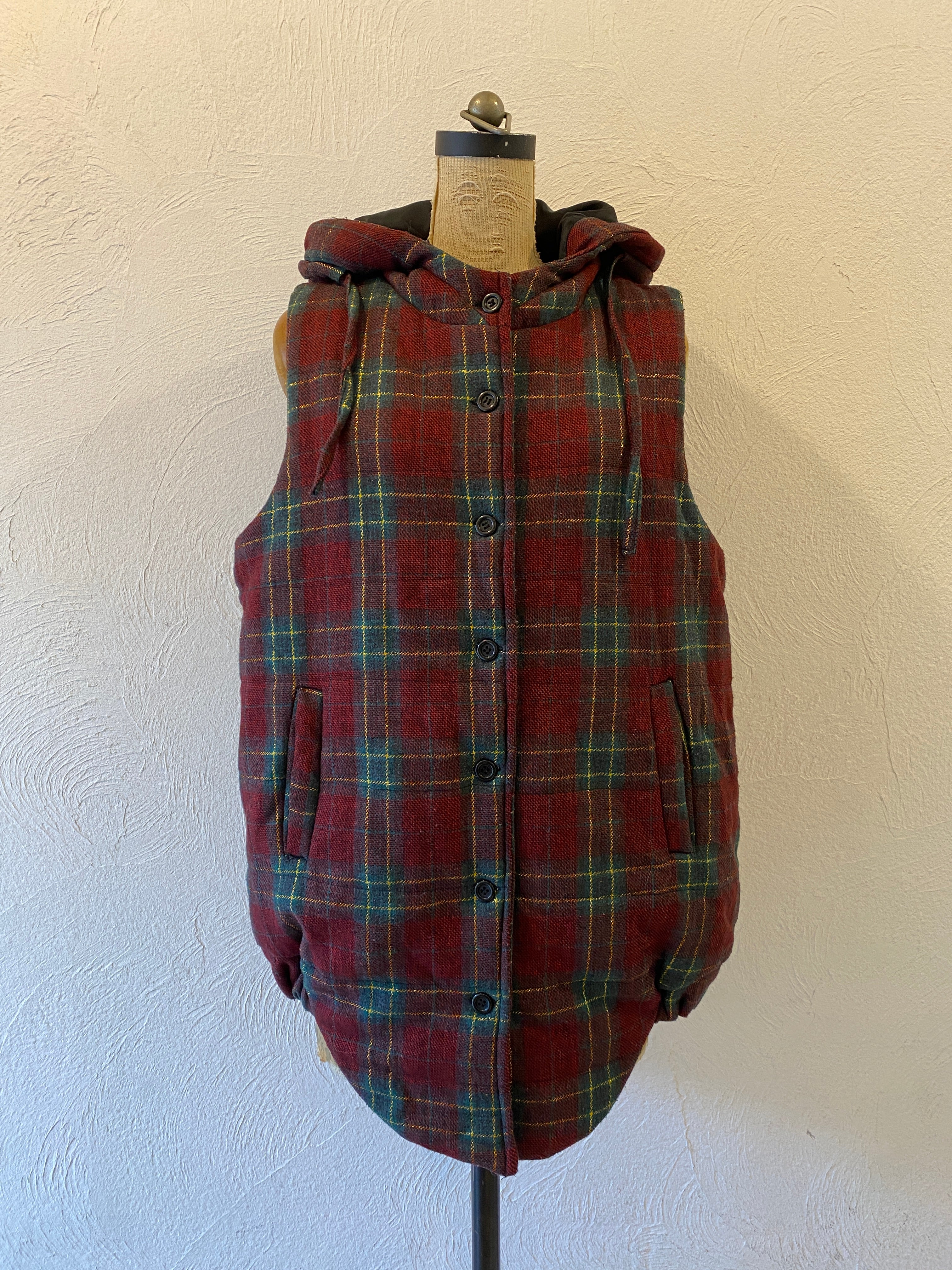 padding check vest