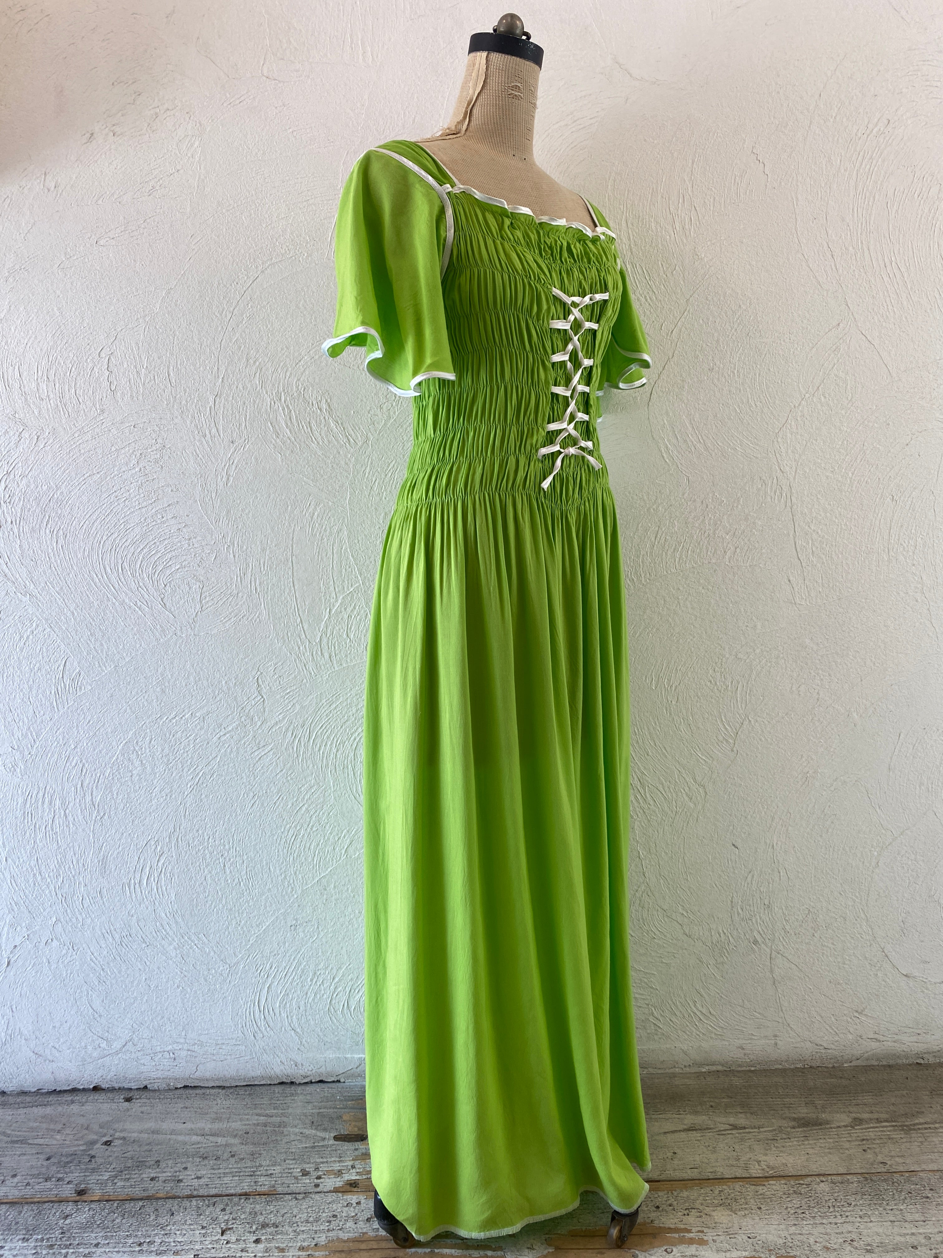 lace up dress