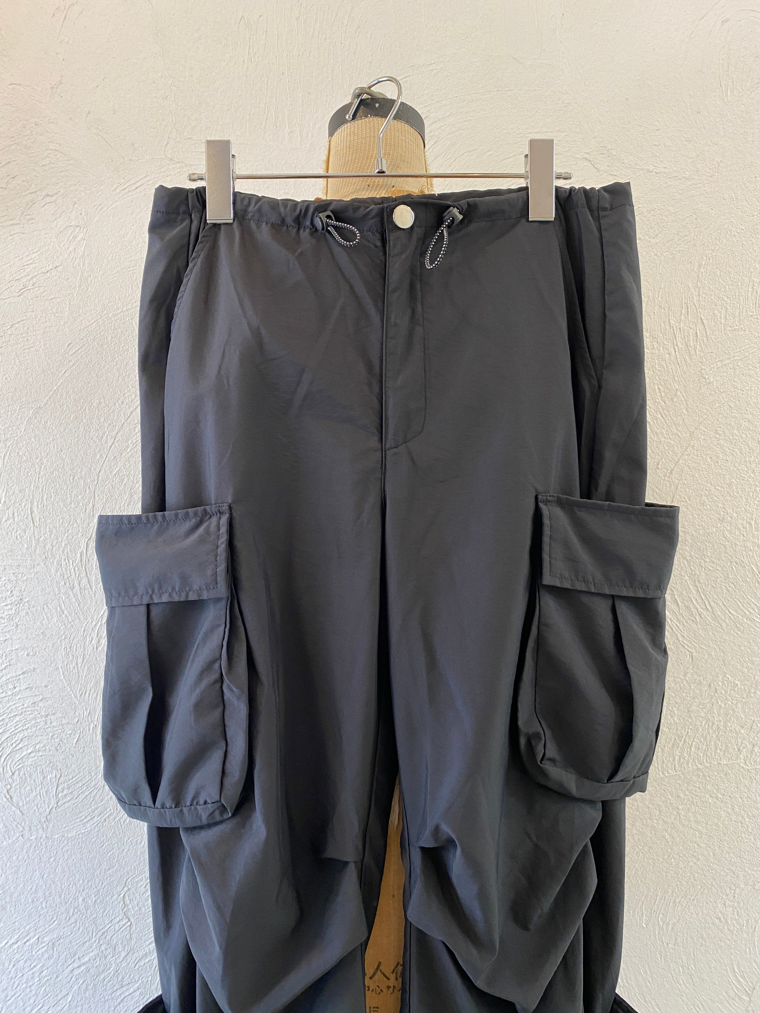 volume pocket nylon pants