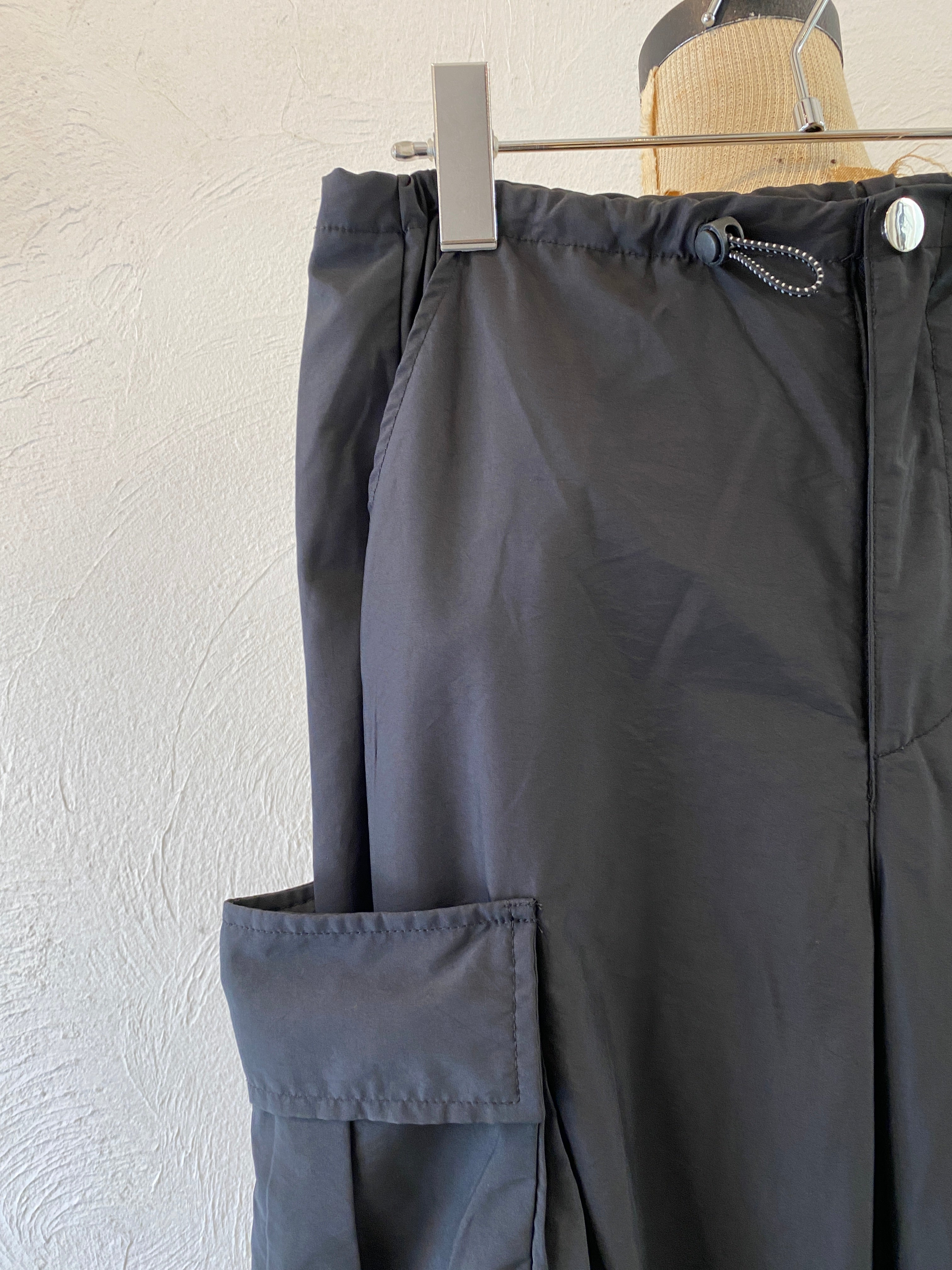 volume pocket nylon pants