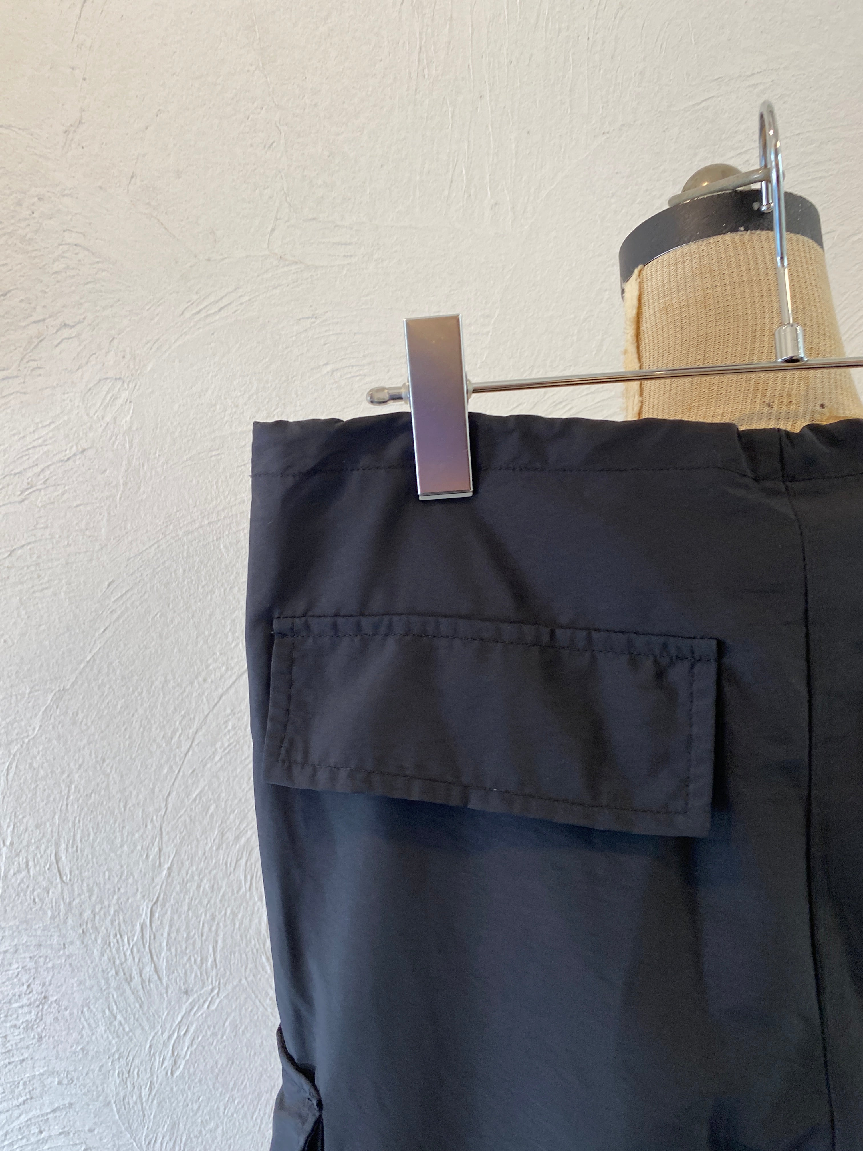 volume pocket nylon pants