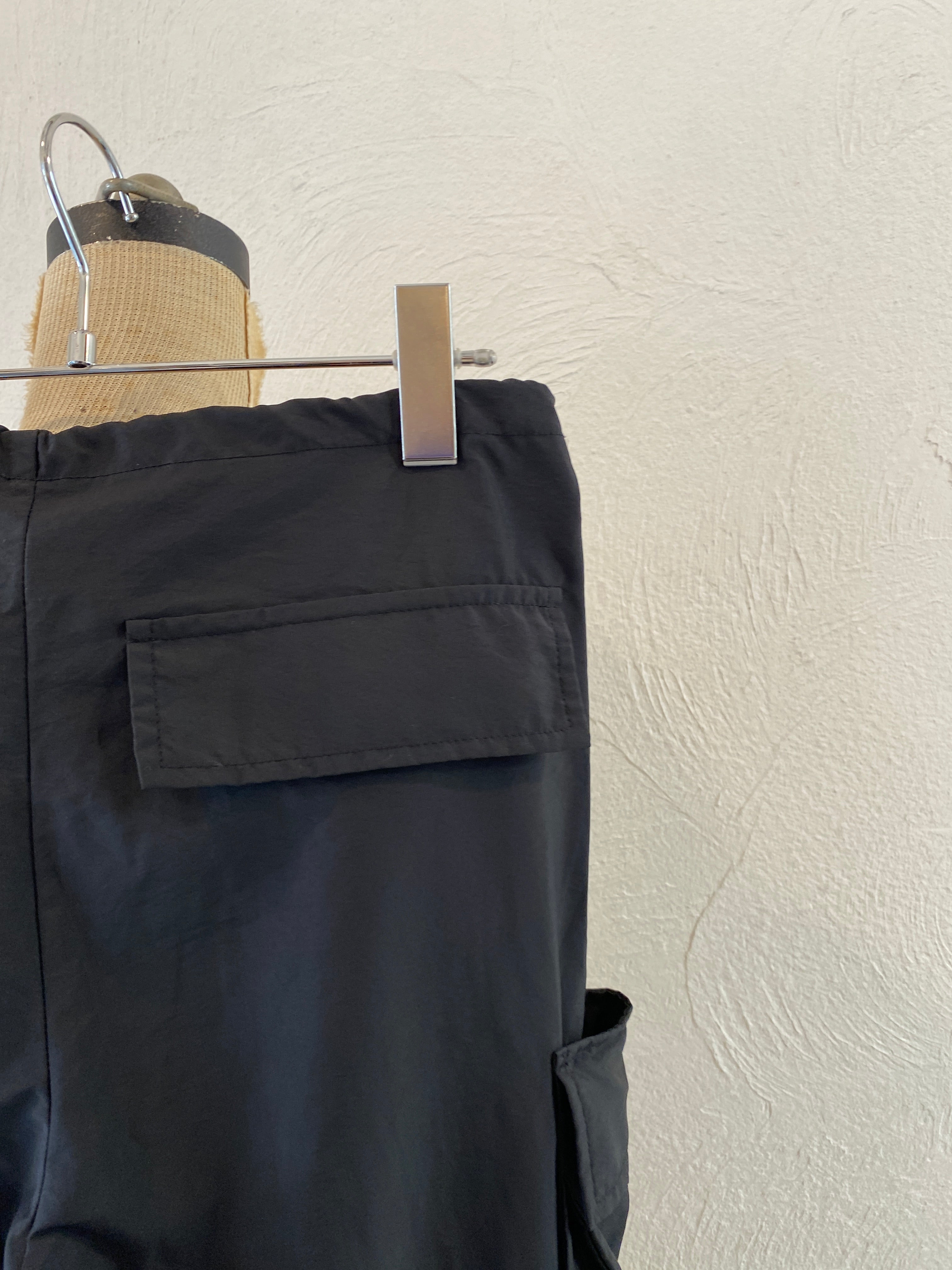 volume pocket nylon pants