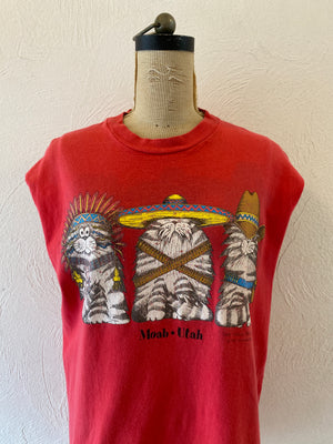 cat tank T