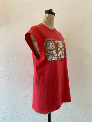 cat tank T