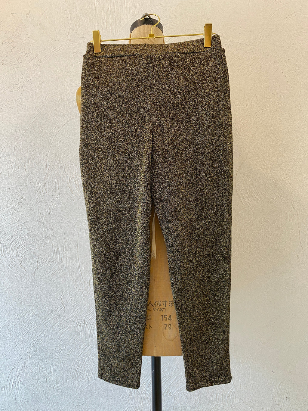 metallic gold leggings