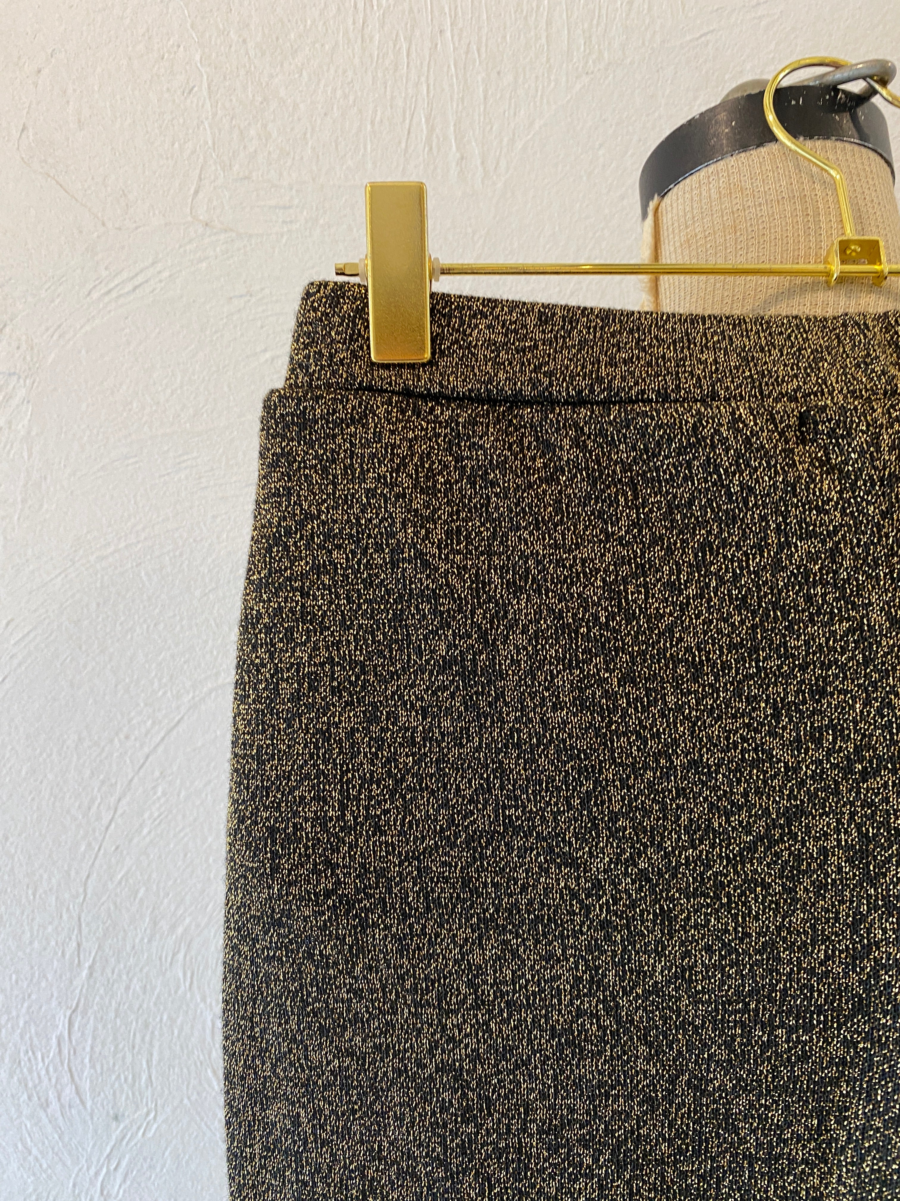 metallic gold leggings