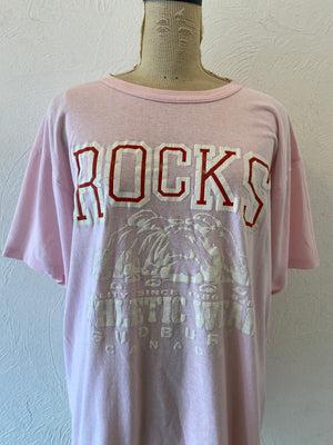 rock pink T
