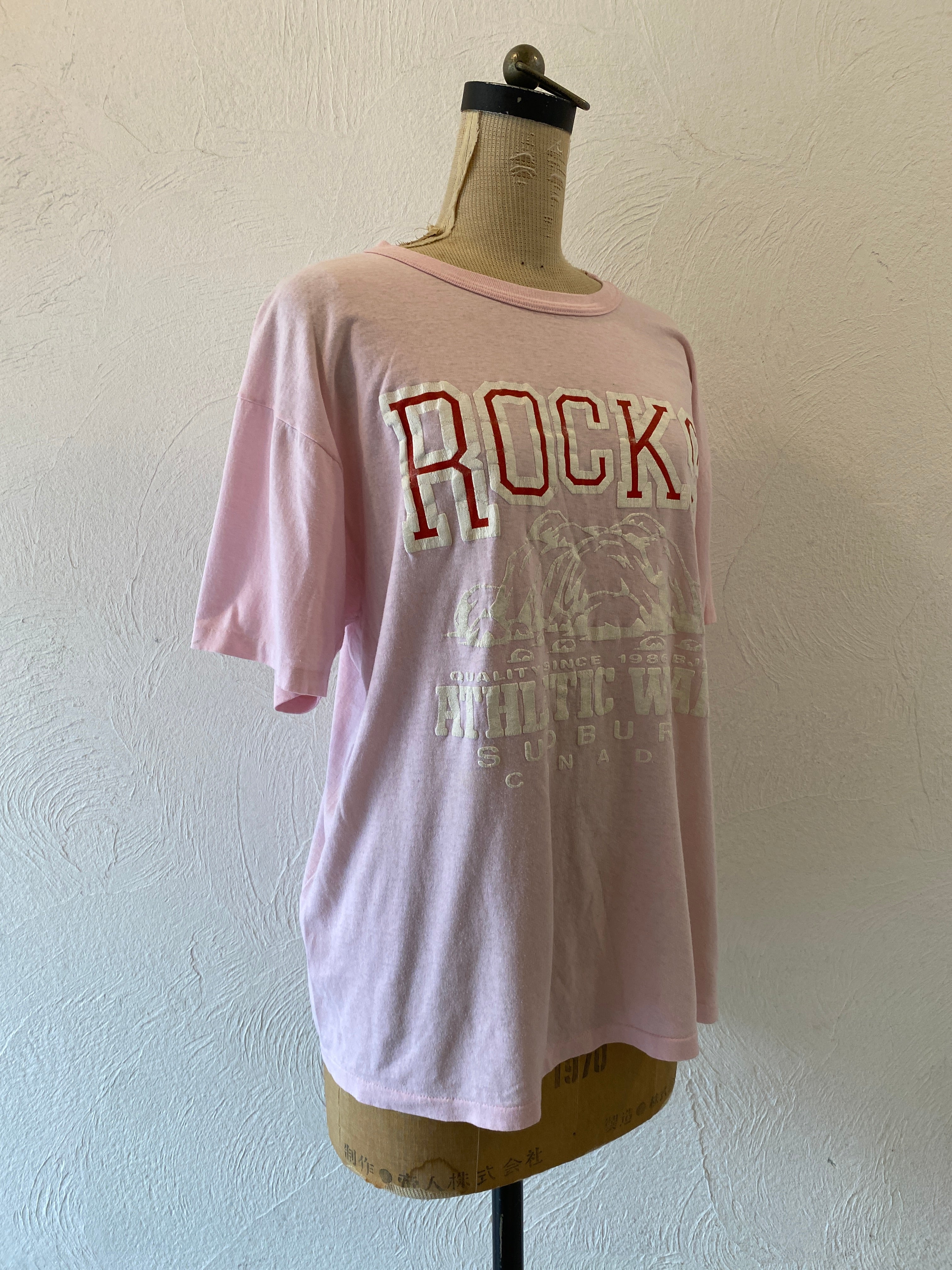 rock pink T