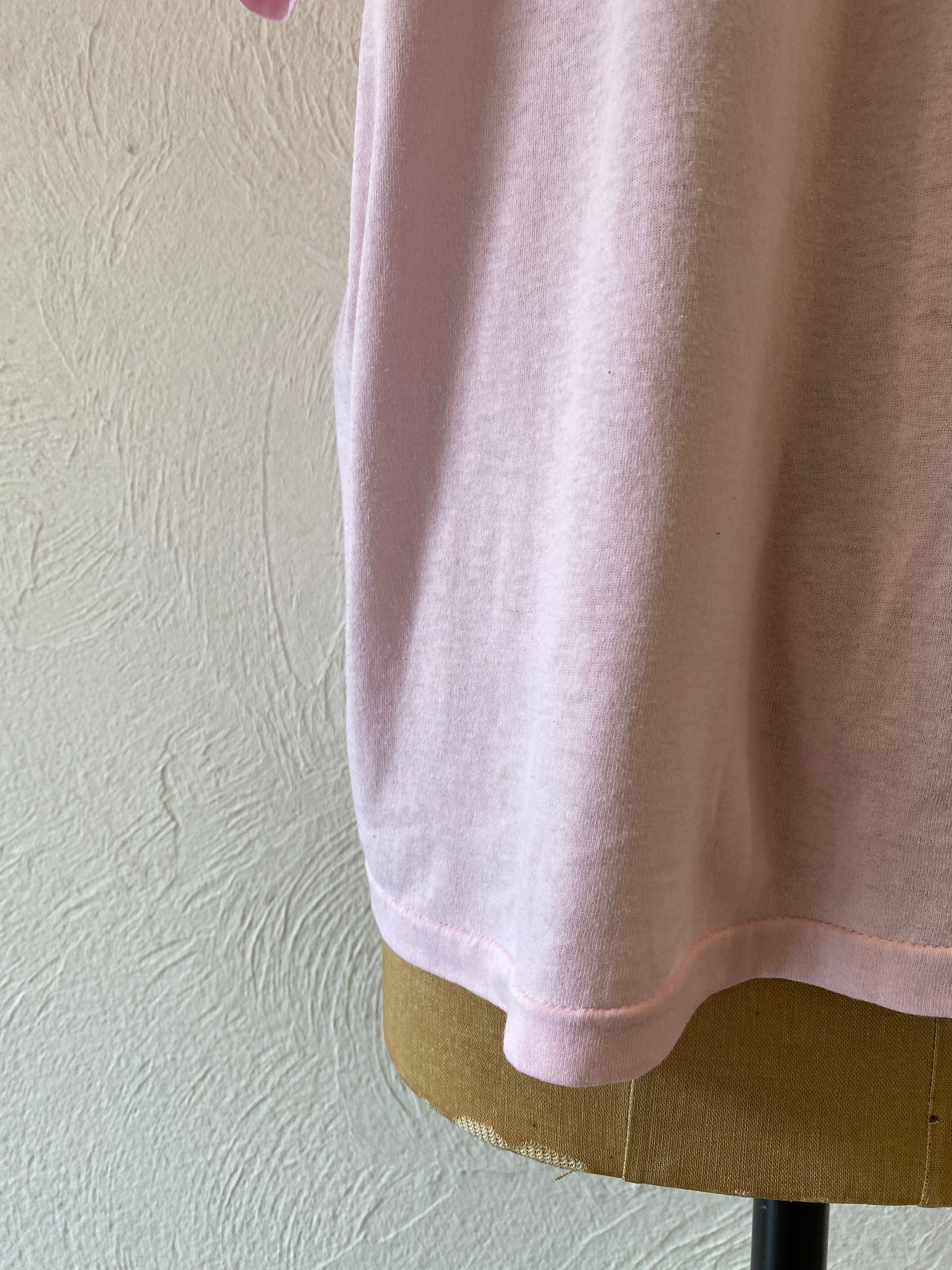 rock pink T