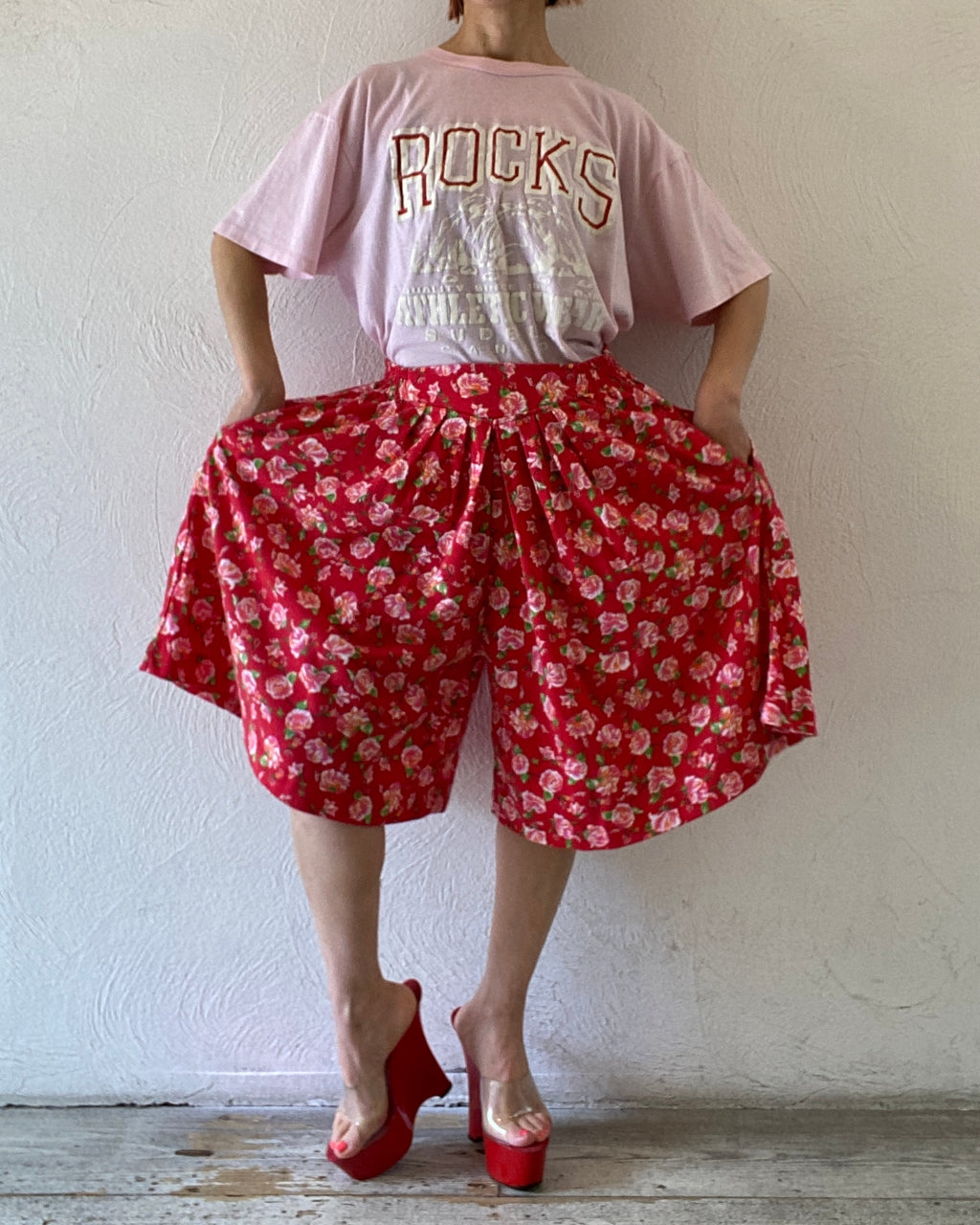 rock pink T