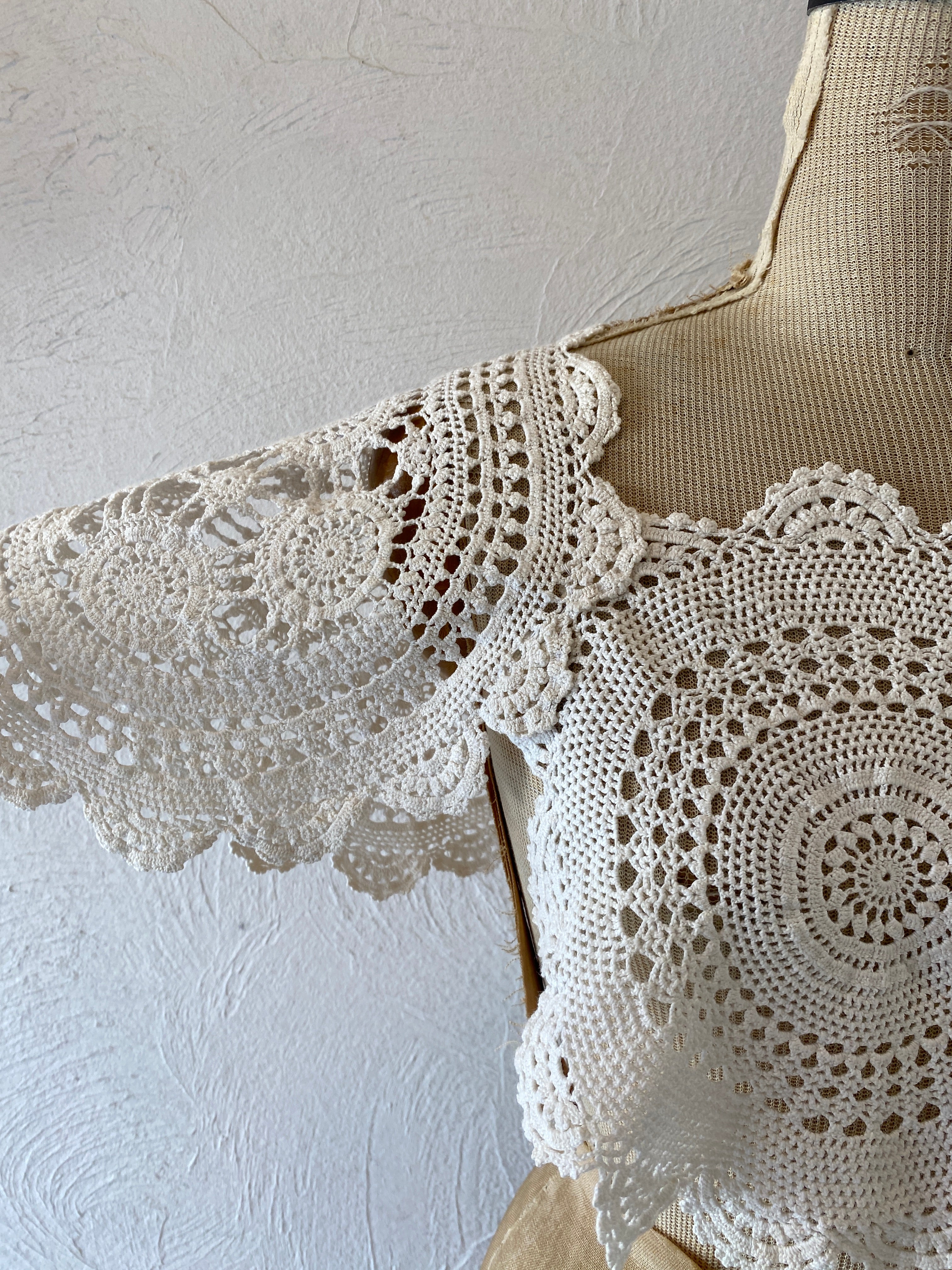 vintage cotton motif cape