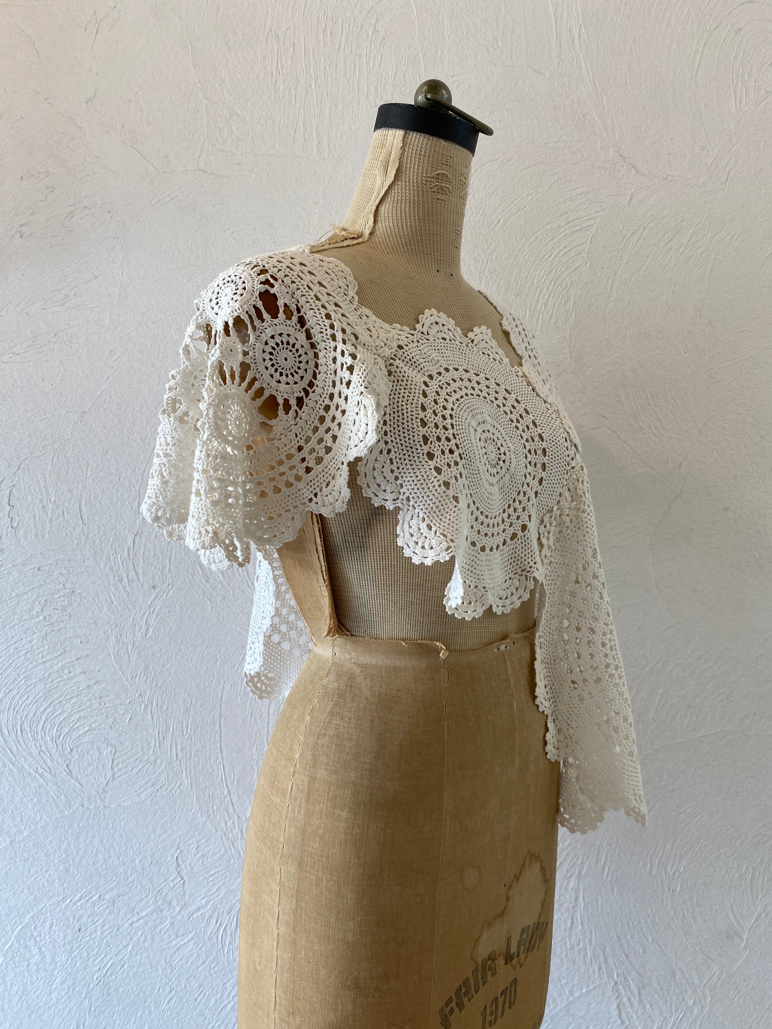 vintage cotton motif cape
