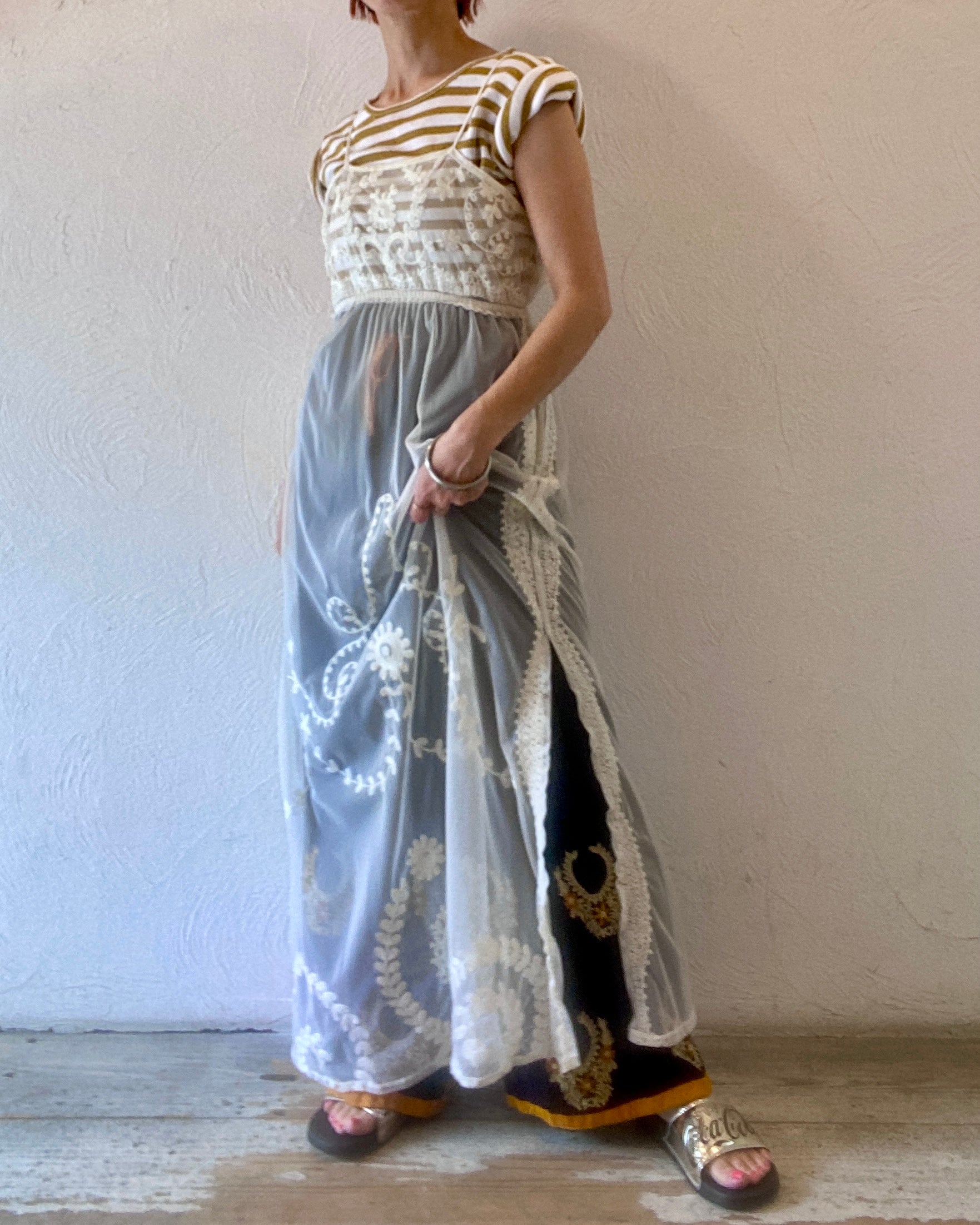necklace embroidery pants